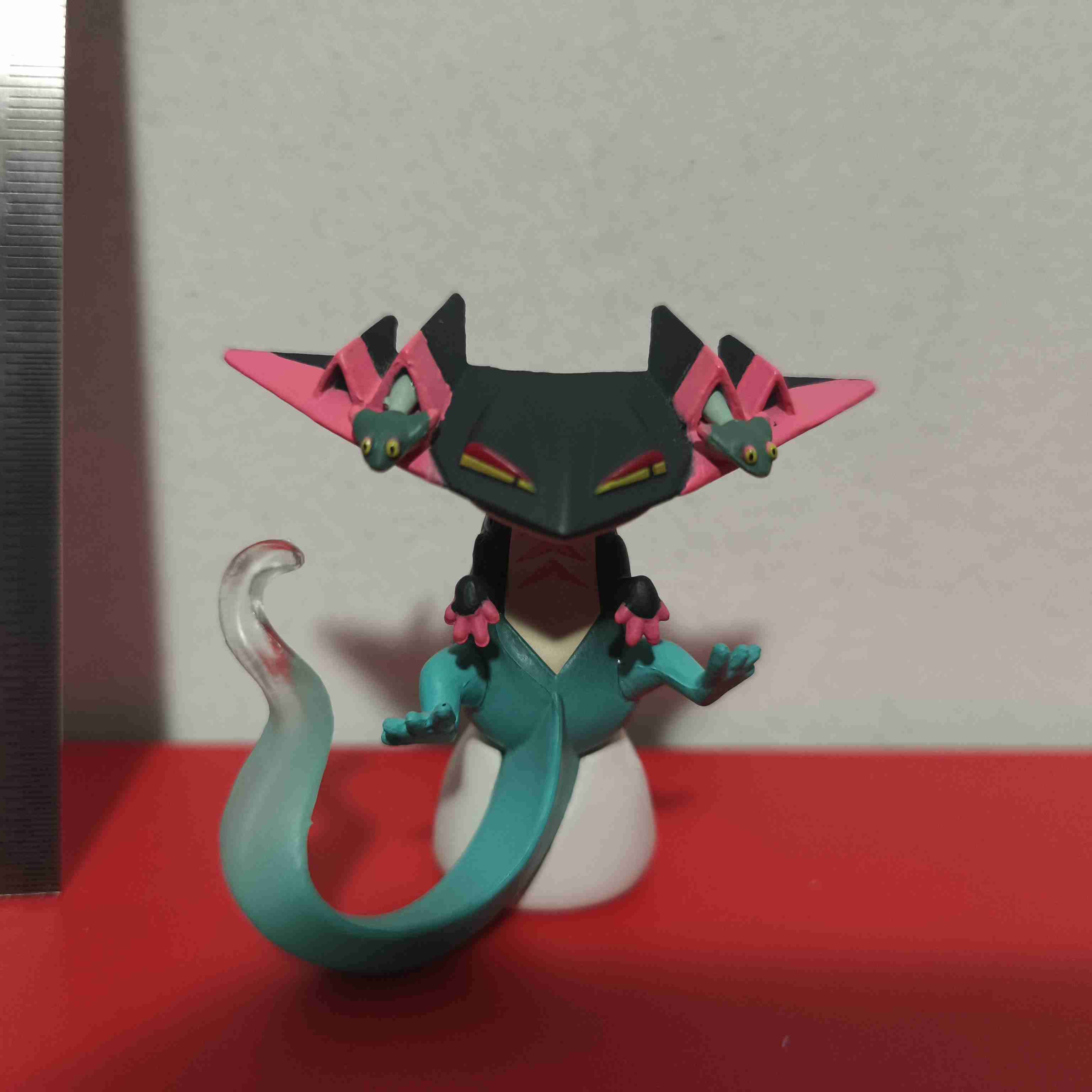 Figura decorativa de Dragapult