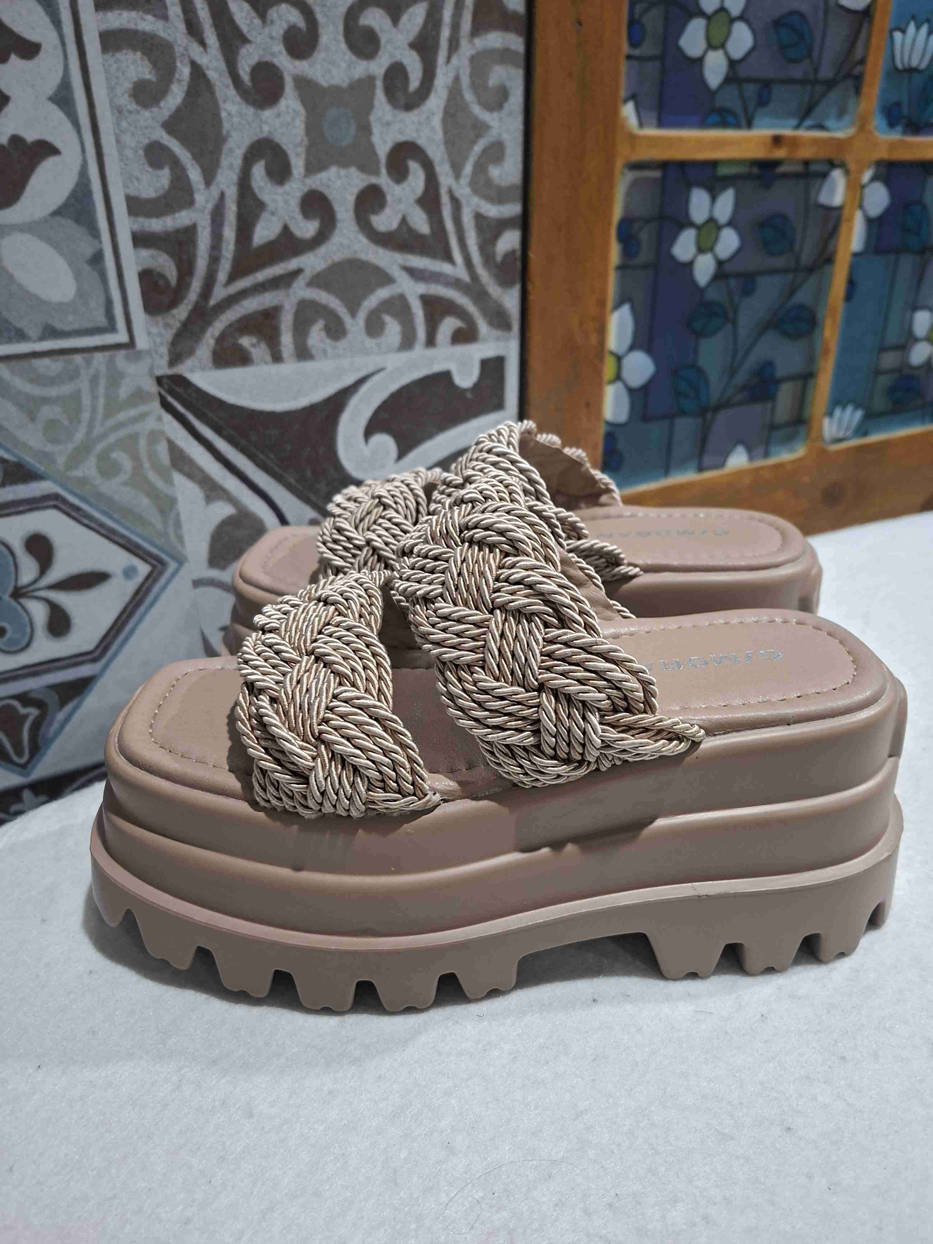 Sandalias de plataforma trenzadas C/Moran