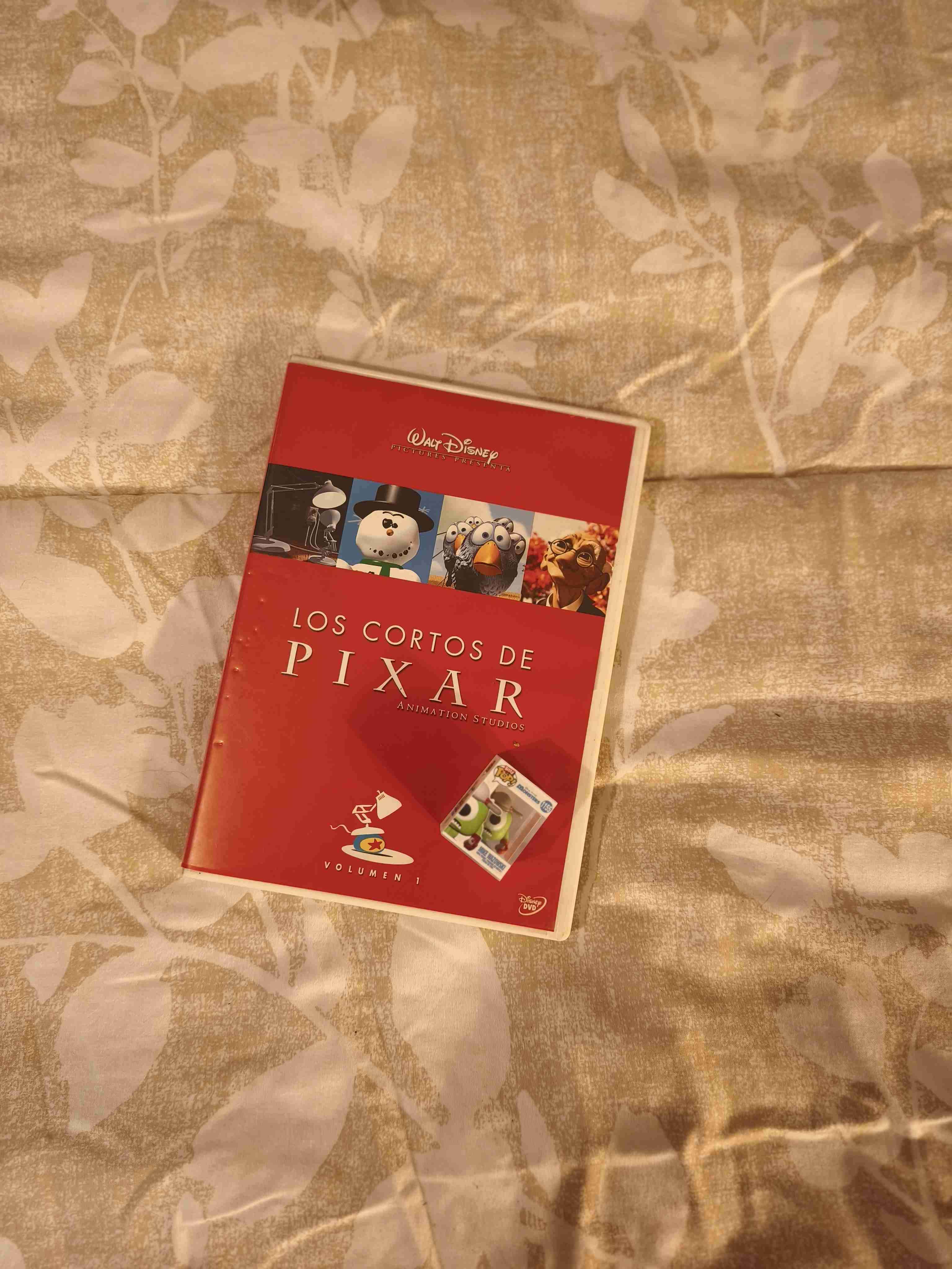 DVD Los Cortos de Pixar y figura Bitty Pop de Mike