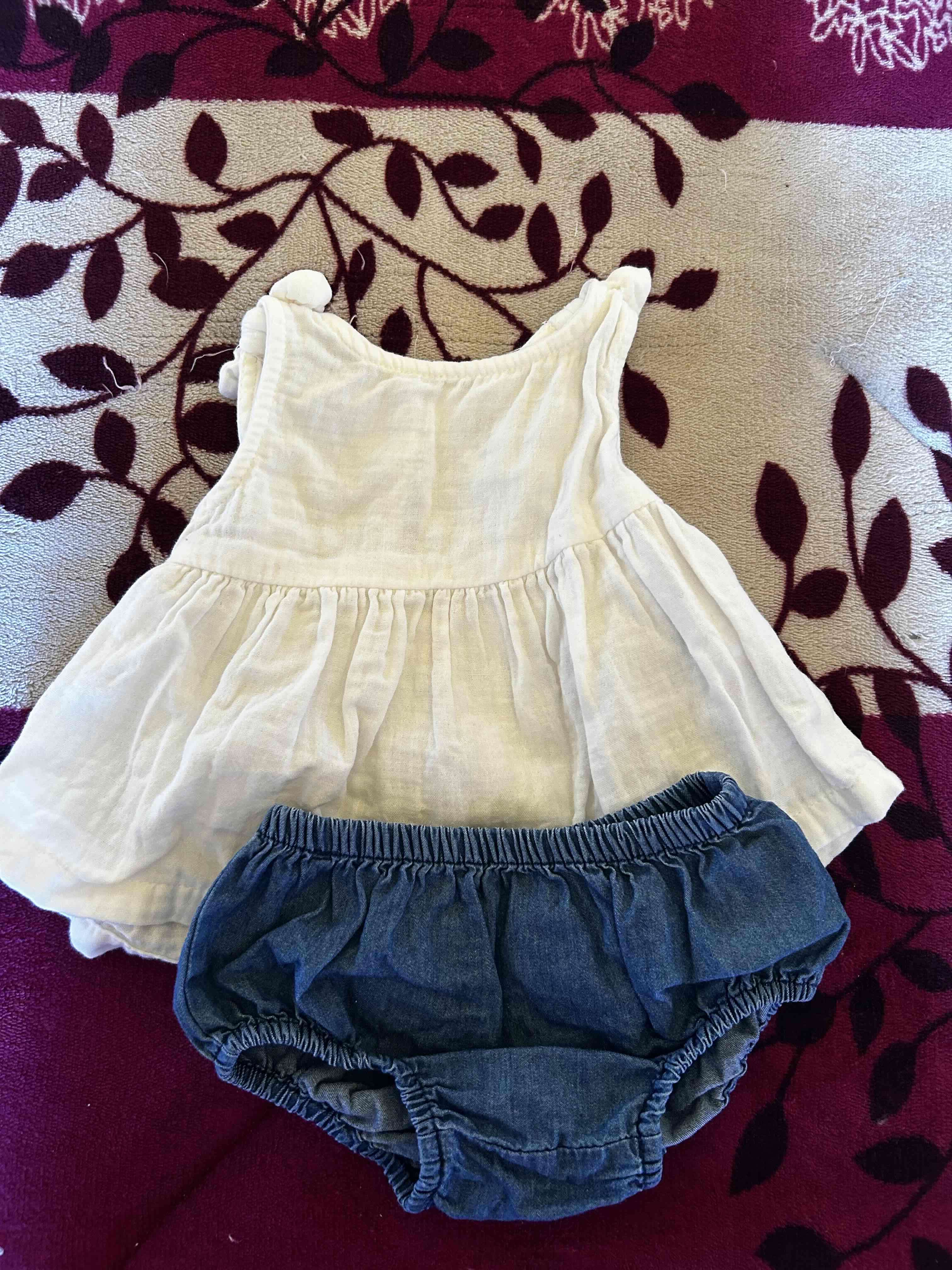 Conjunto bebé old navy 0-3 meses
