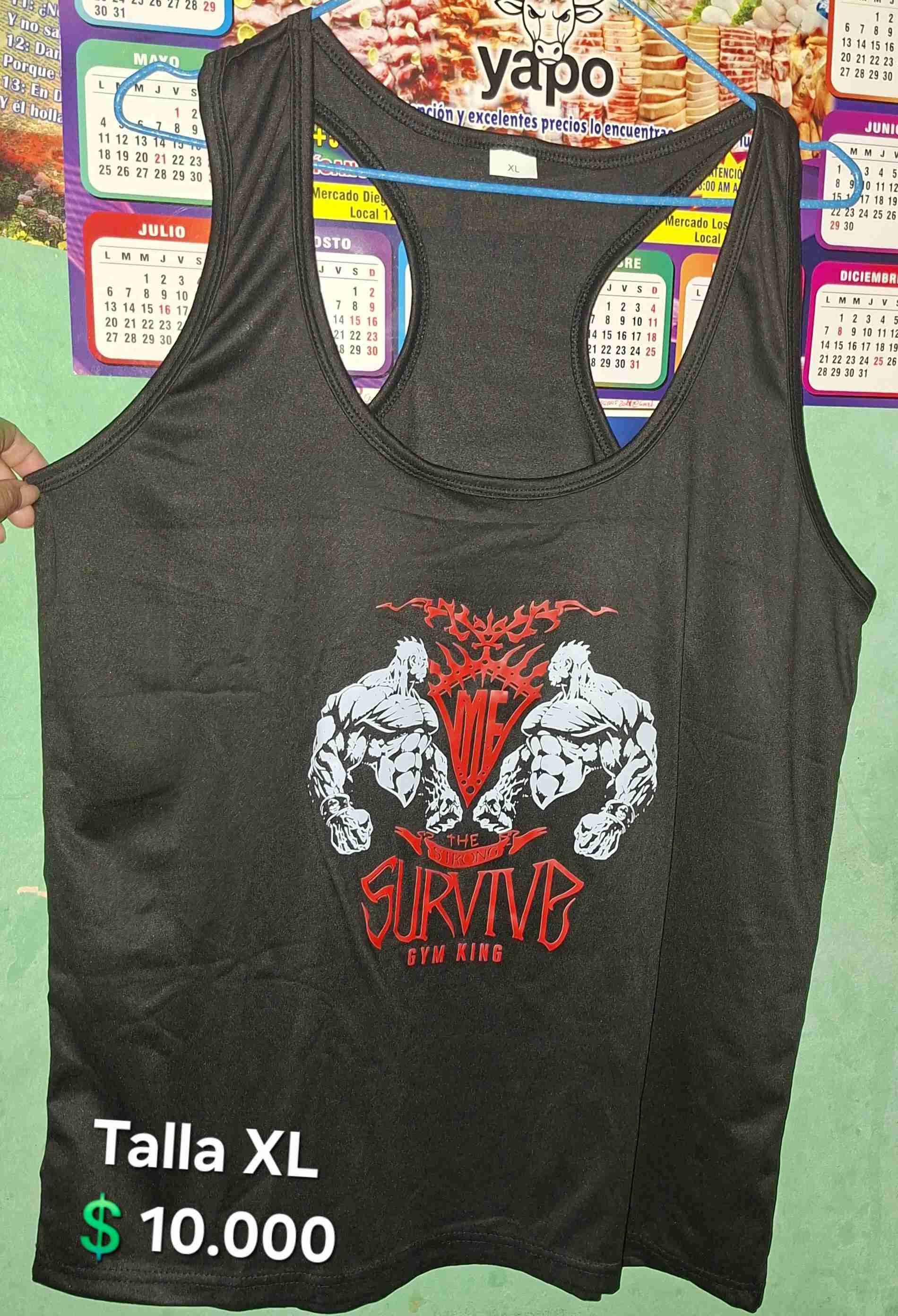 Polera deportiva negra Gym King