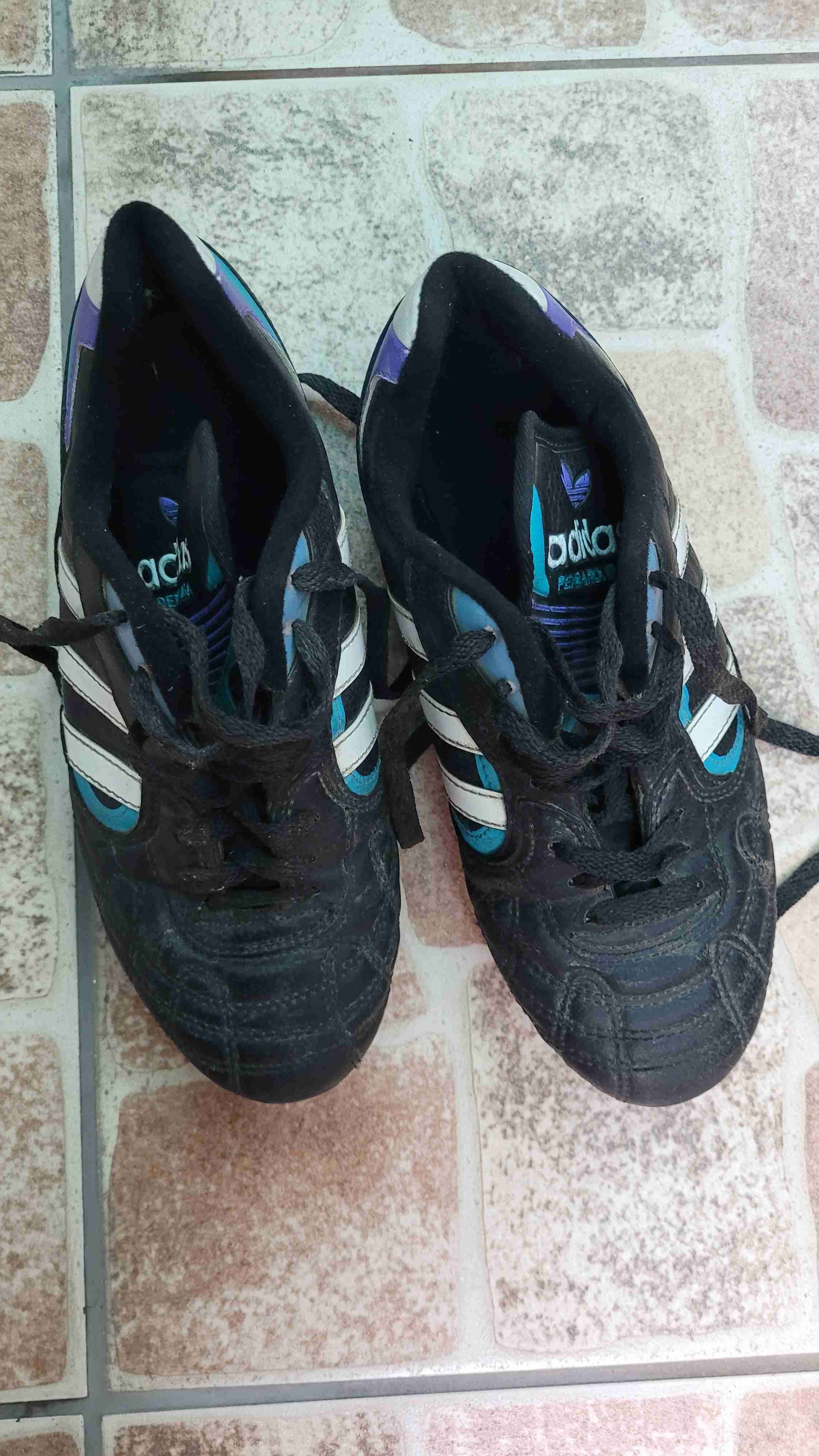 Zapatillas deportivas negras Adidas