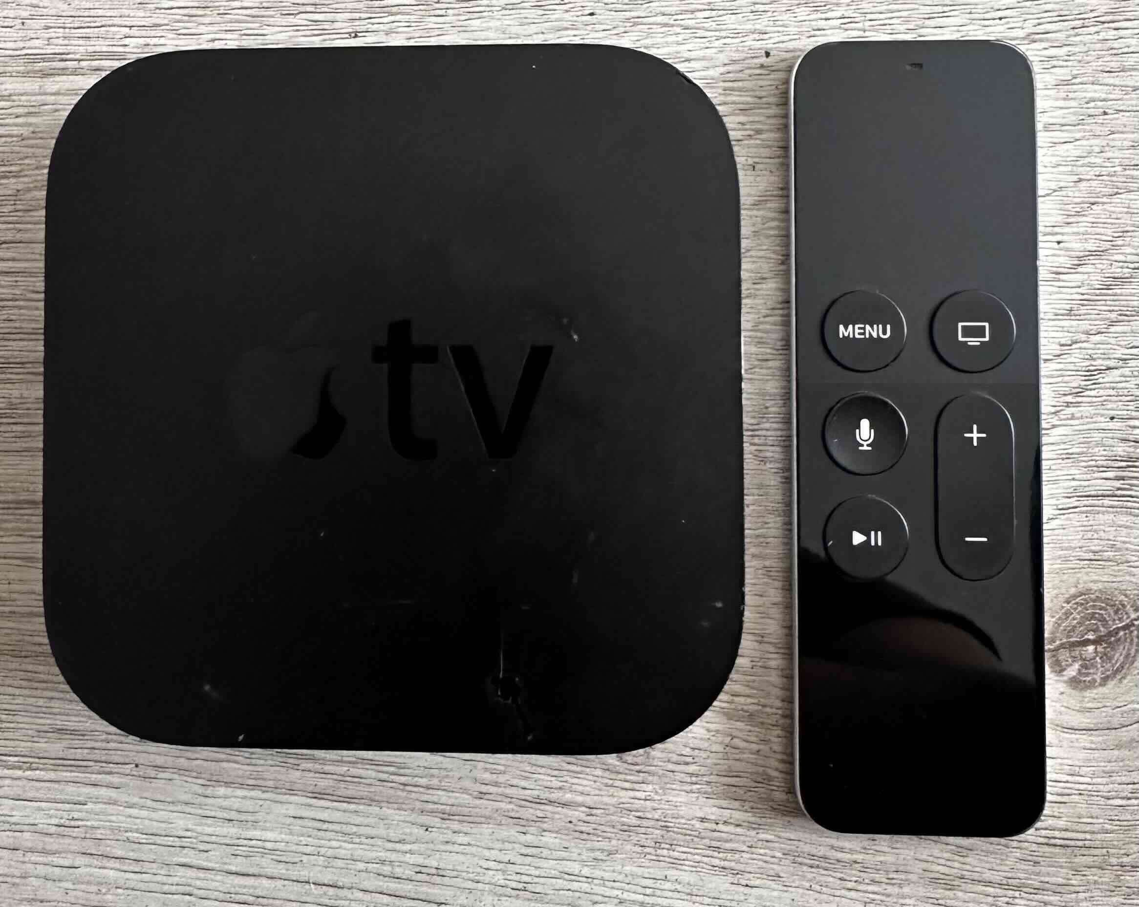 Apple TV con control remoto is