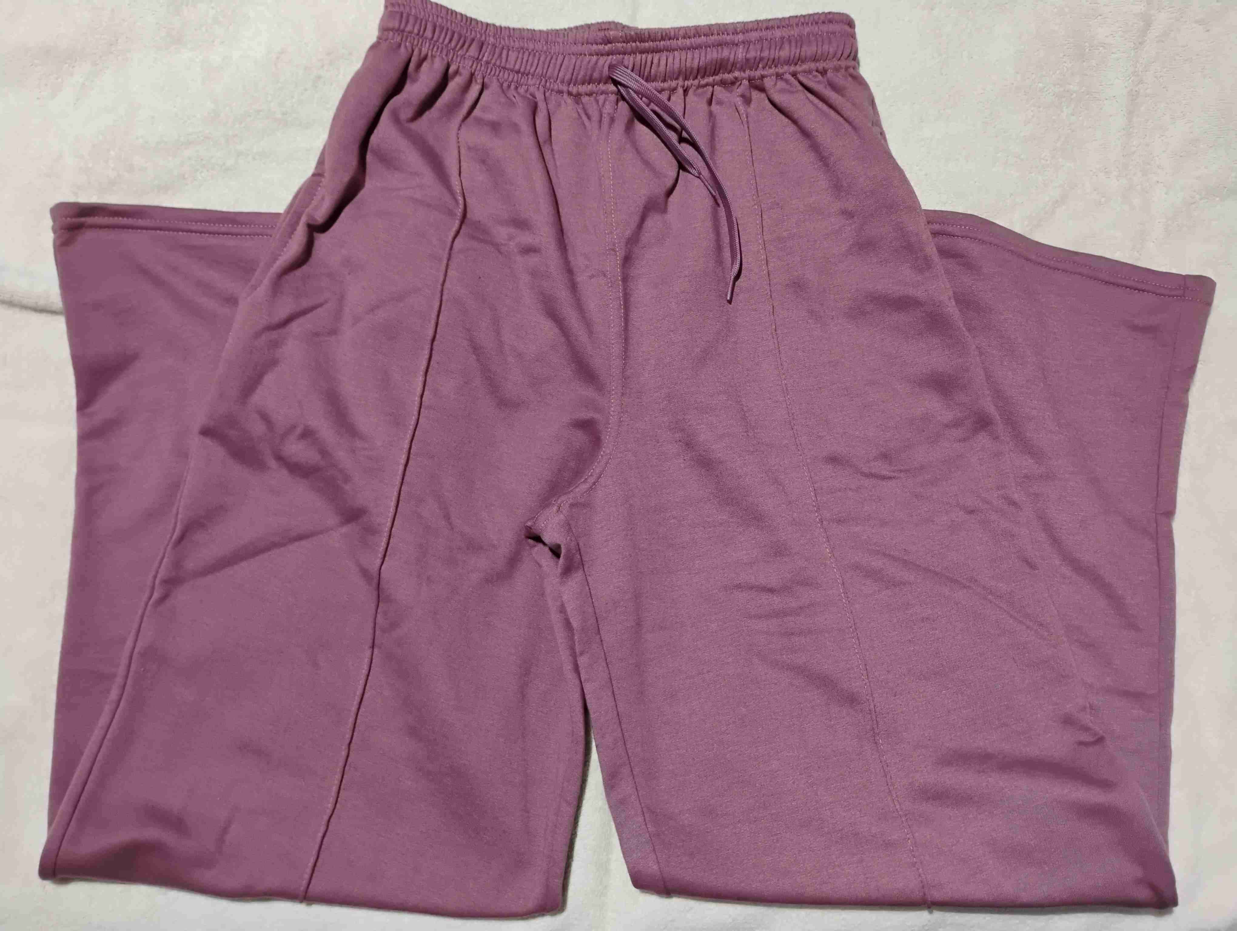 Pantalón malva cómodo