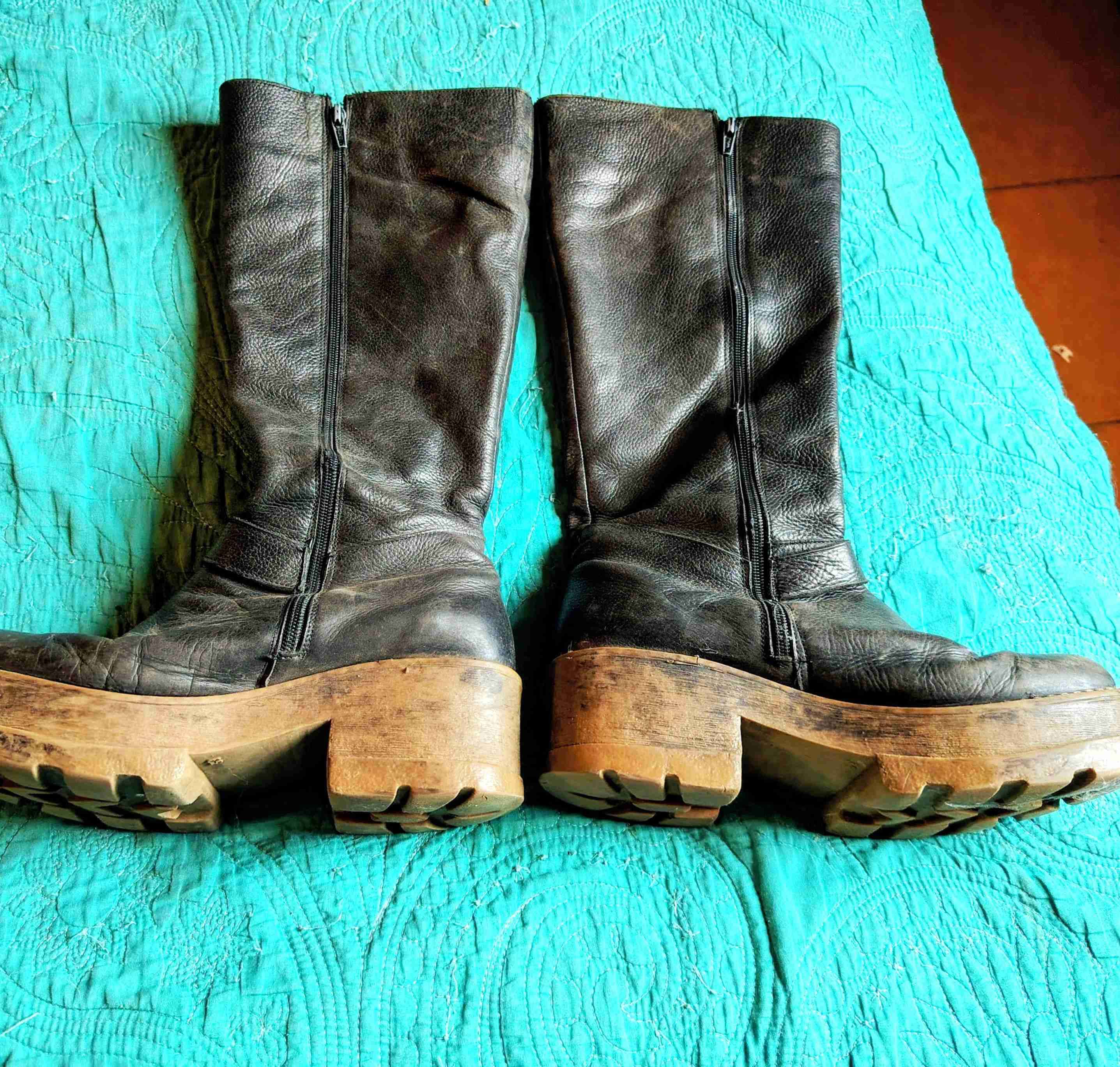 Botas negras de cuero 39