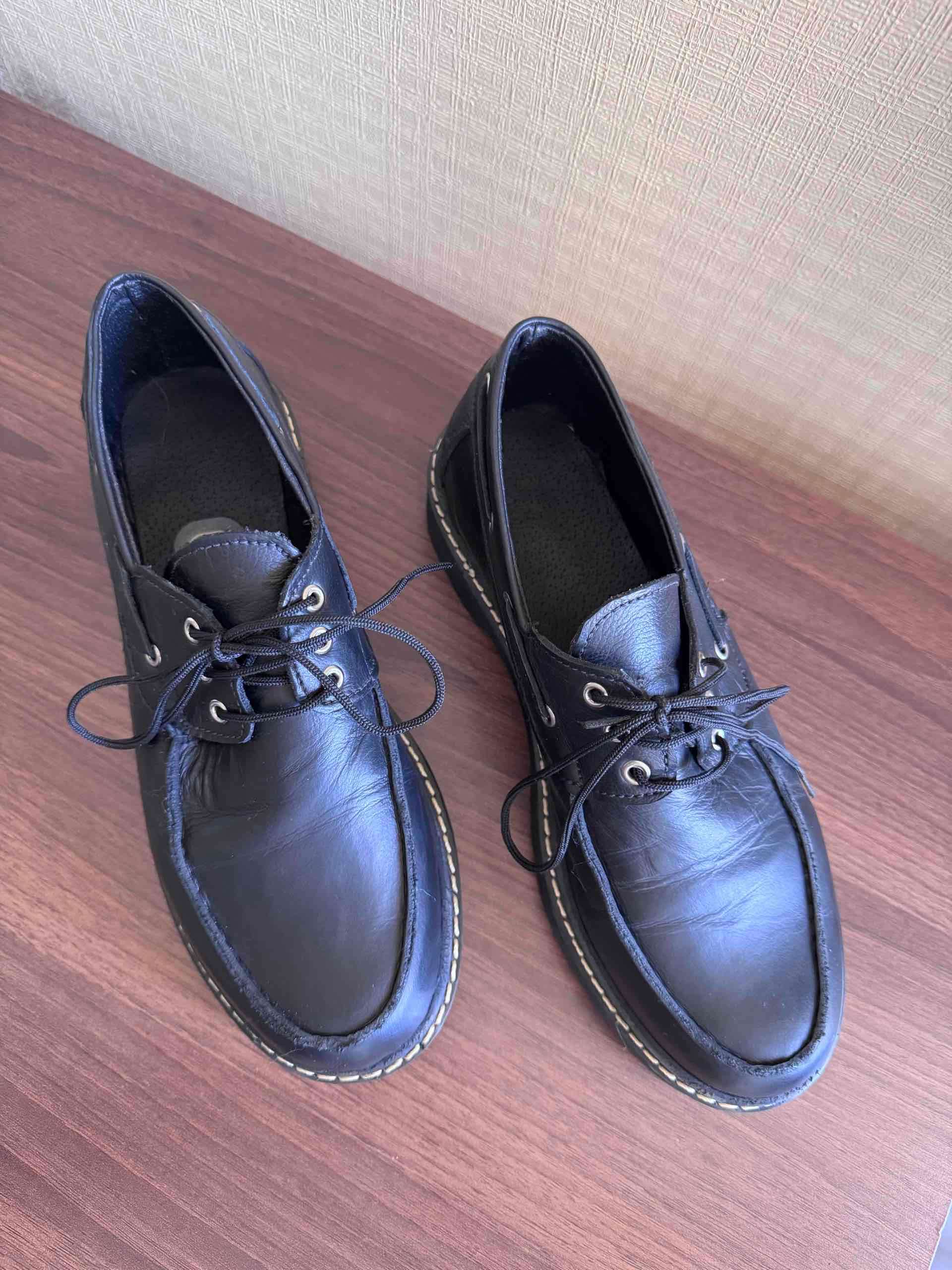 Zapatos negros - miniatura 2