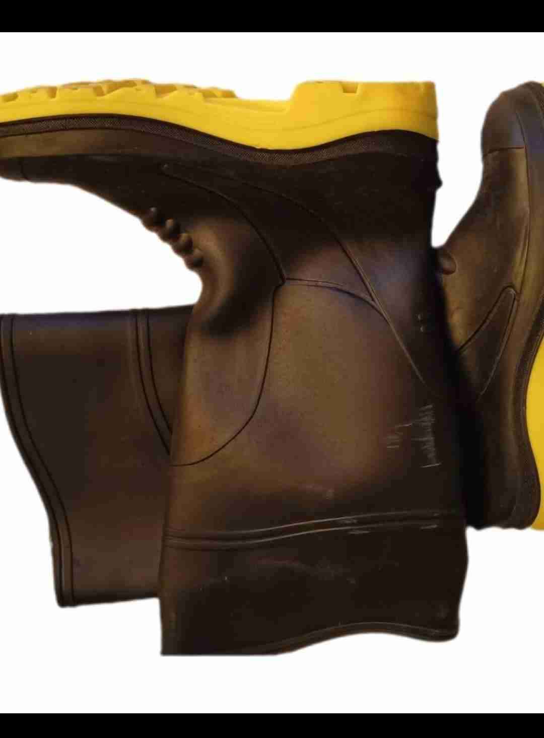 Botas de seguridad negro y amarillo - miniatura 2