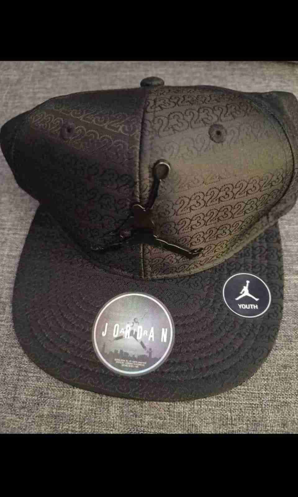 Gorra negra Jordan juvenil original