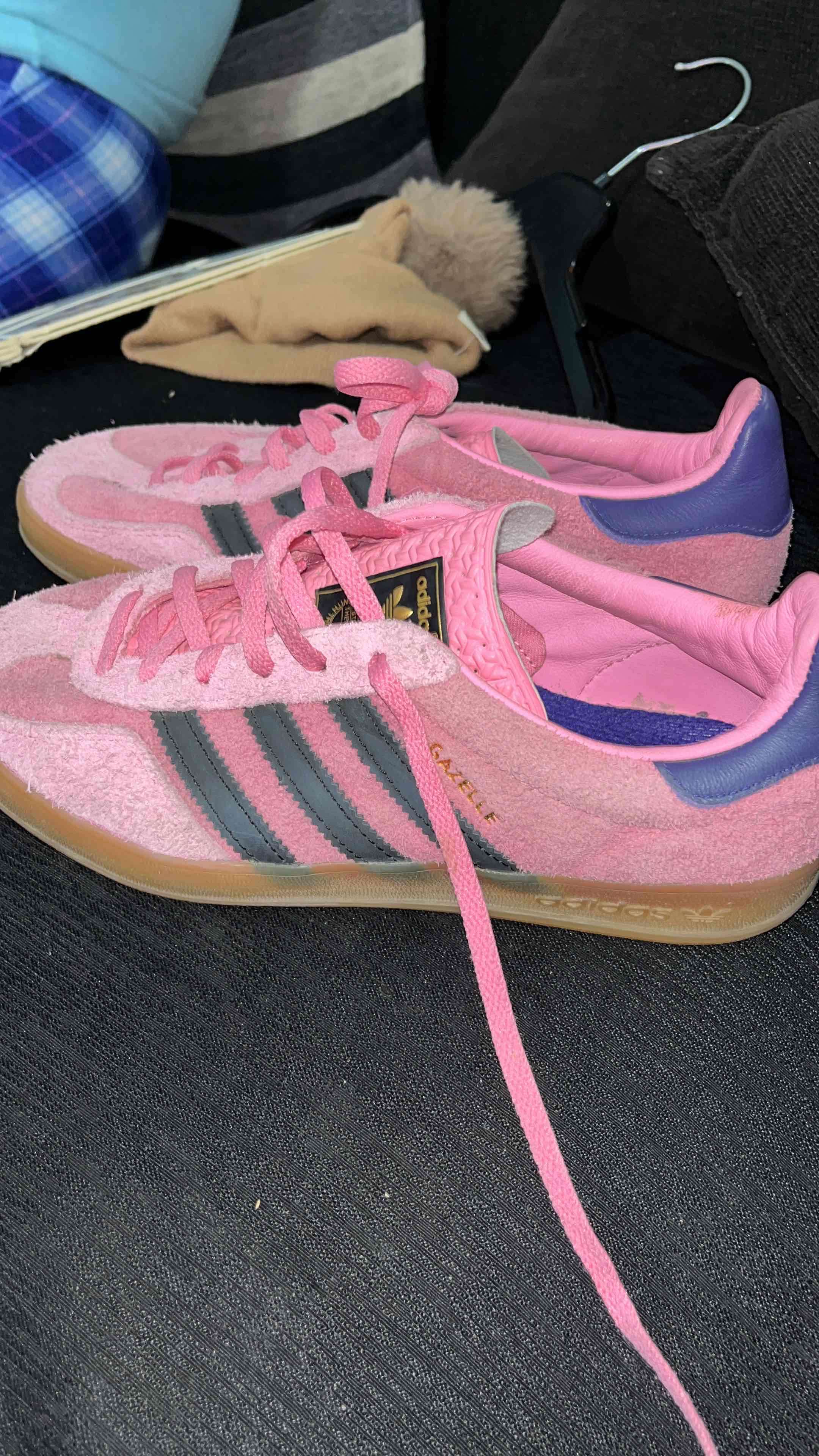 Zapatillas rosas deportivas Adidas