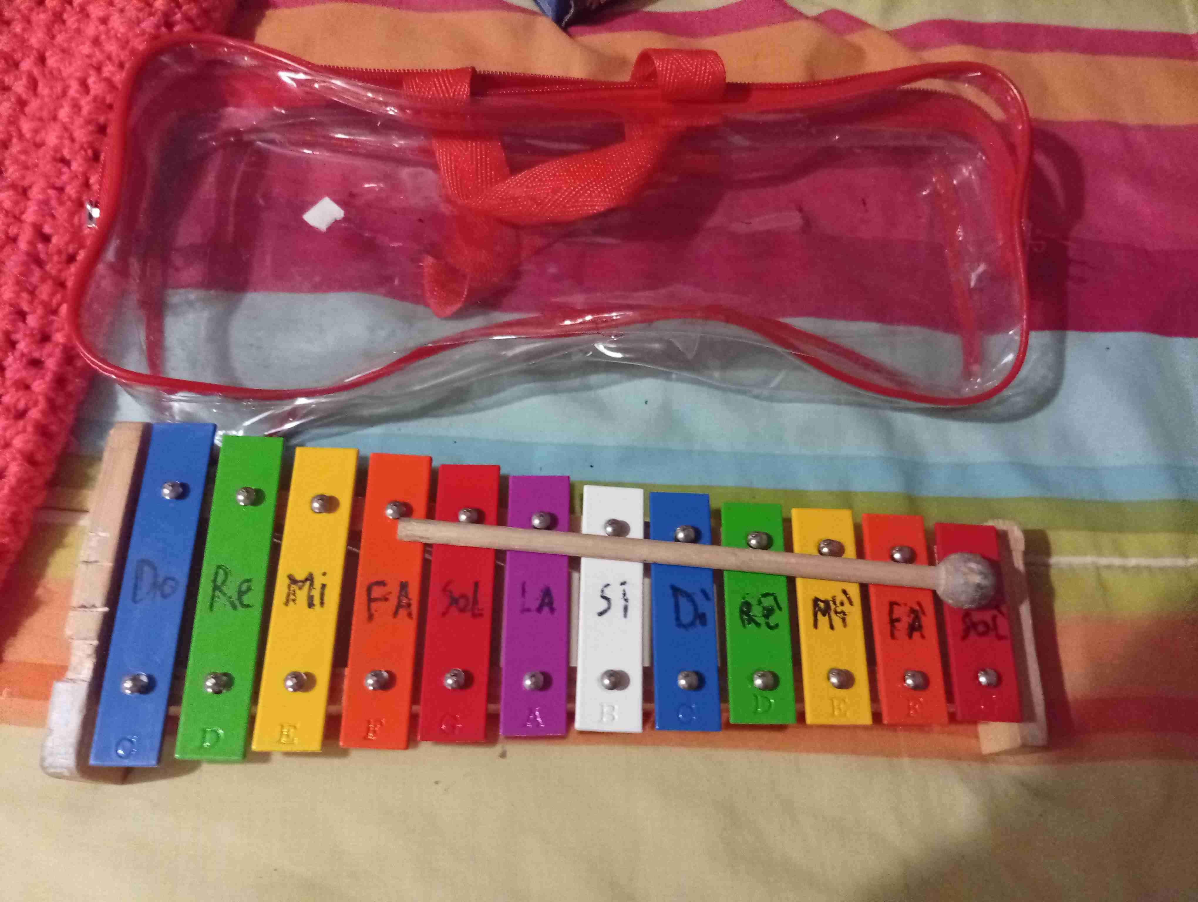 Xilófono infantil de colores