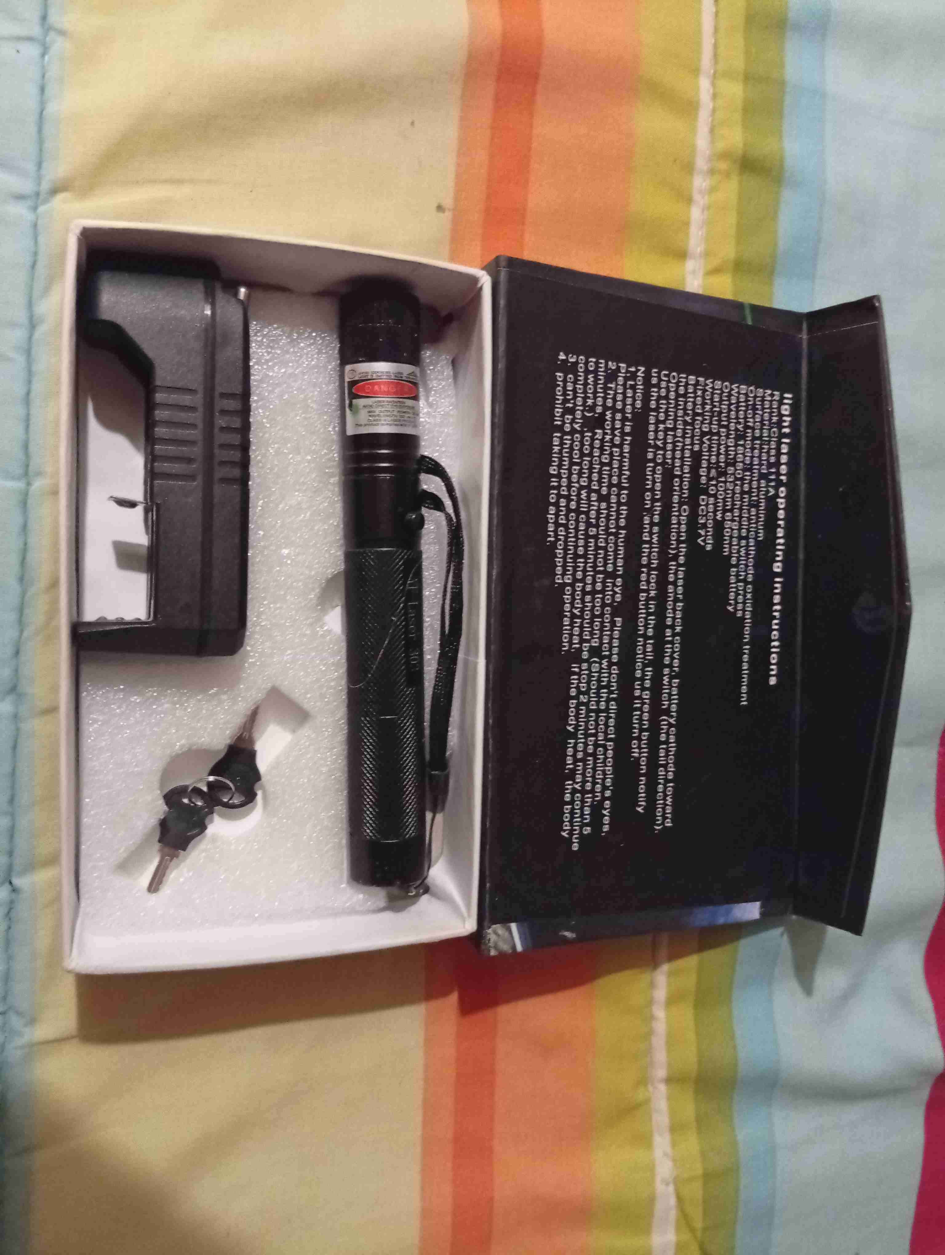 Láser de luz verde con cargador