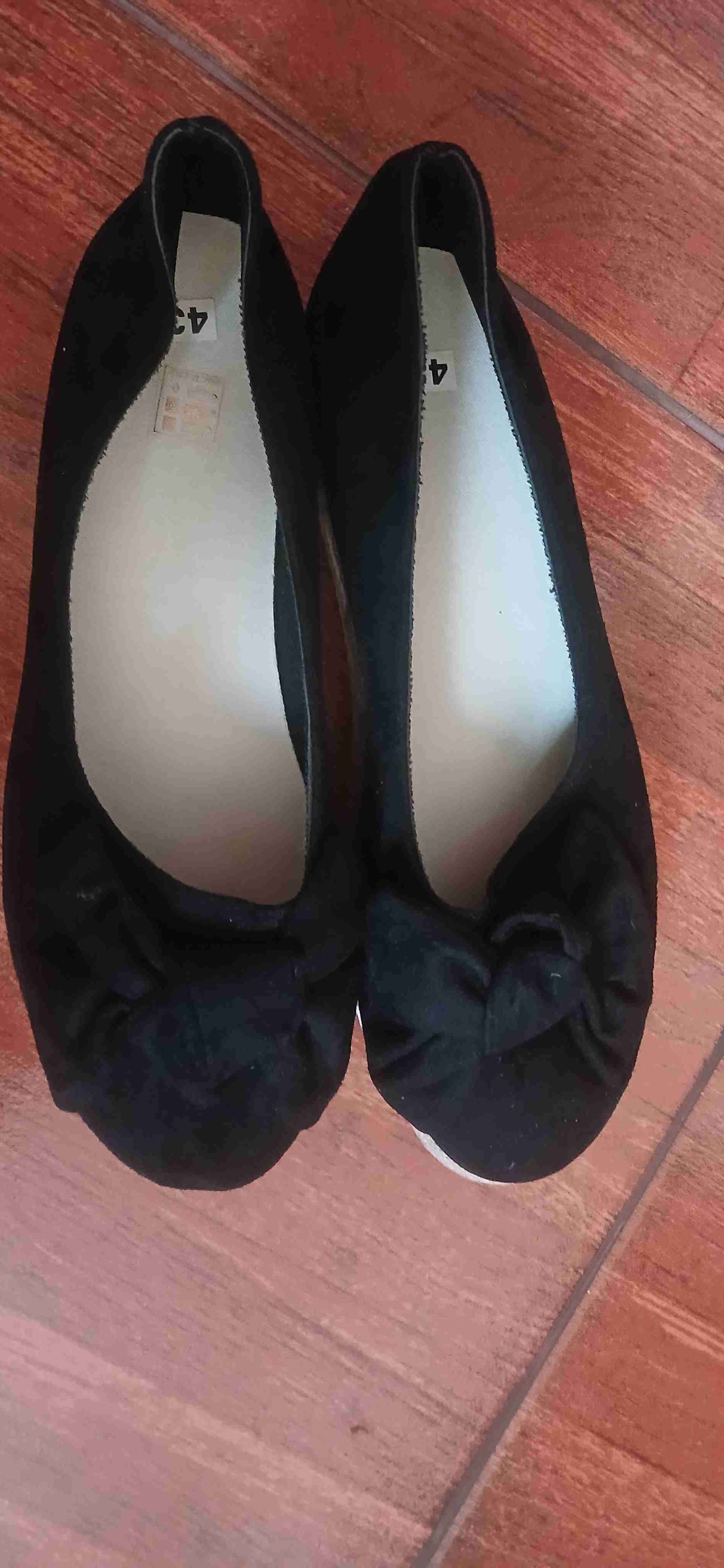 Alpargatas negras con lazo