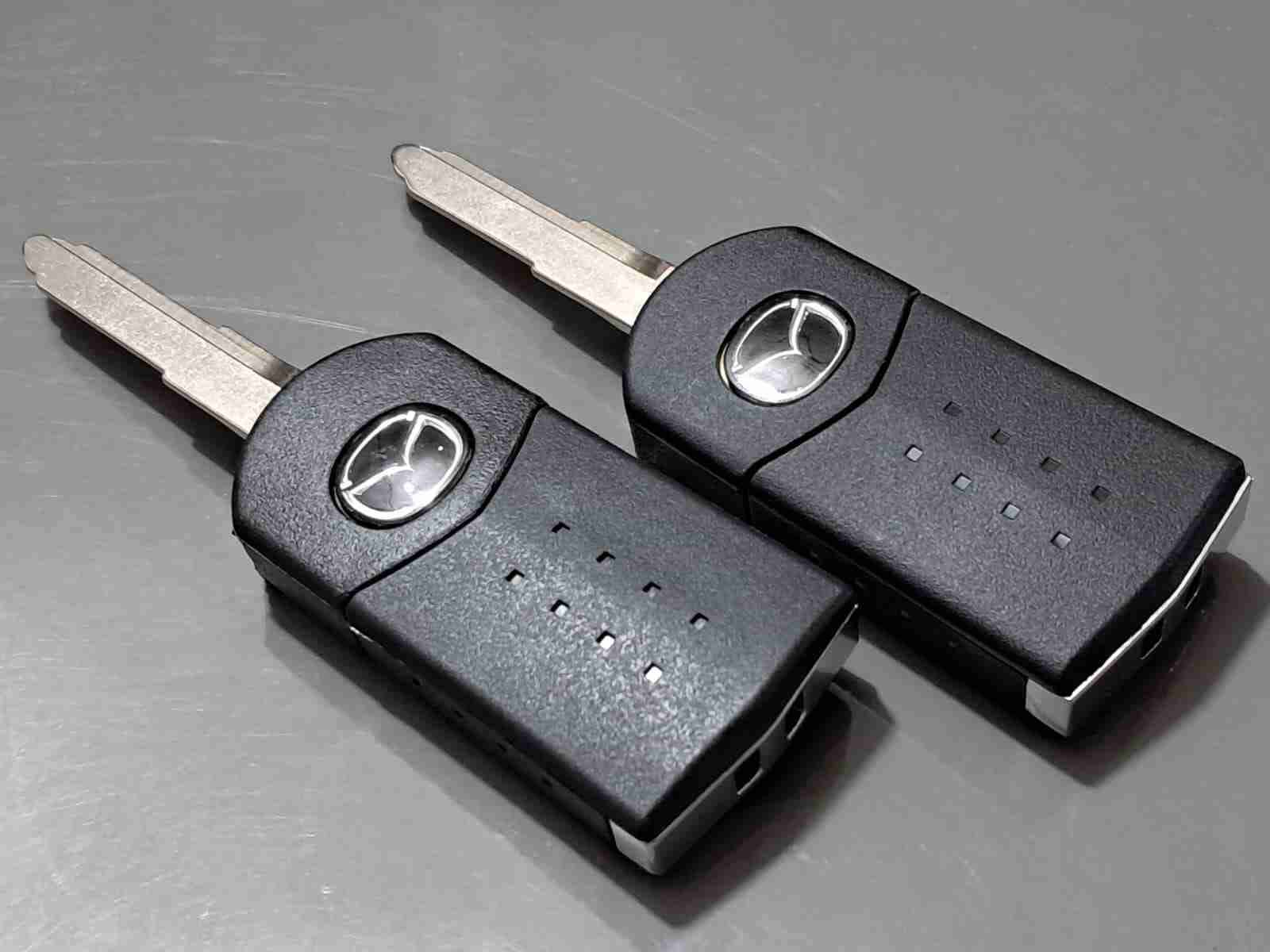 Llaves de auto Mazda