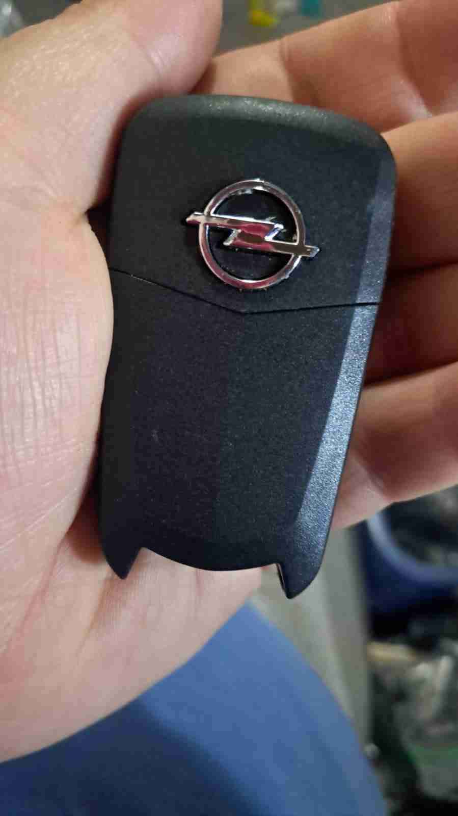 Llave de auto Opel- Carcasa