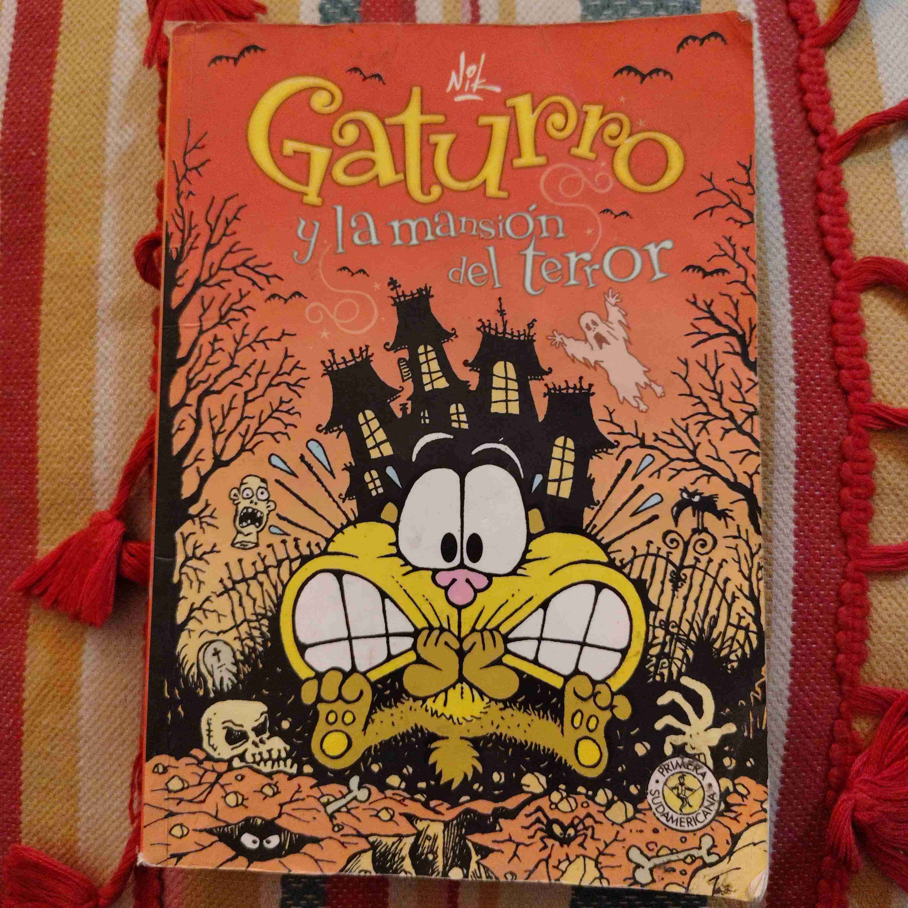 Libro Gaturro y la mansión del terror