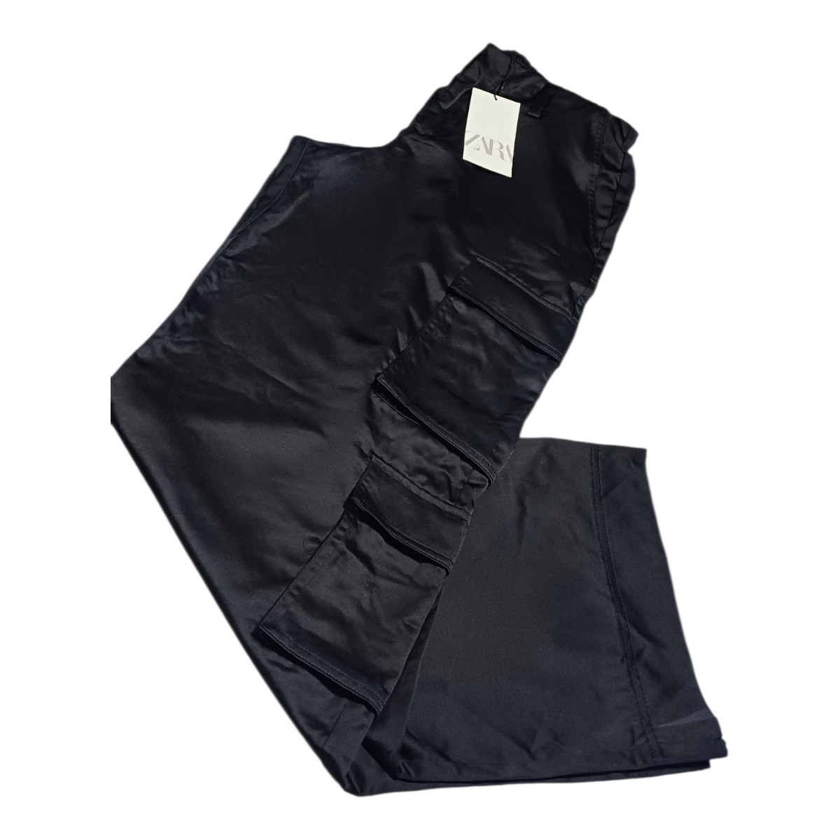 Pantalón negro satinado ,cargo