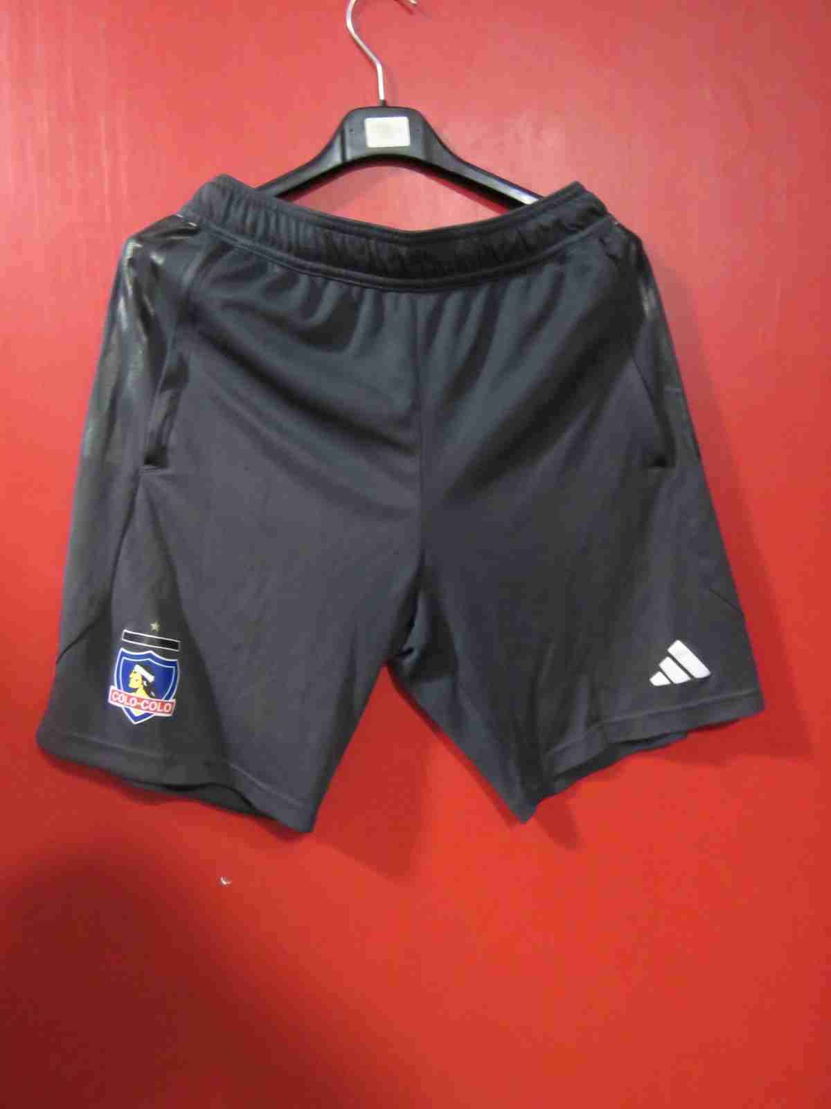 Short deportivo Colo-Colo negro