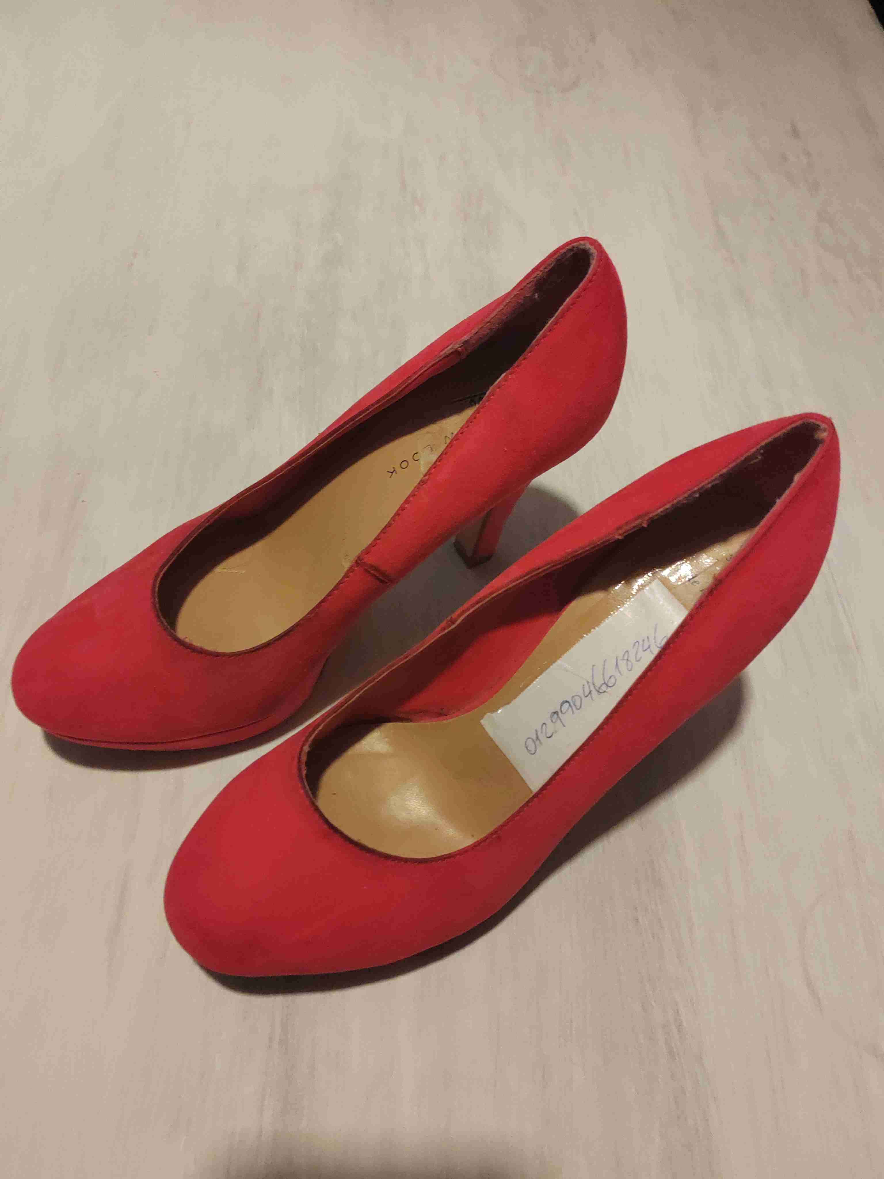 Zapatos de tacón rosa