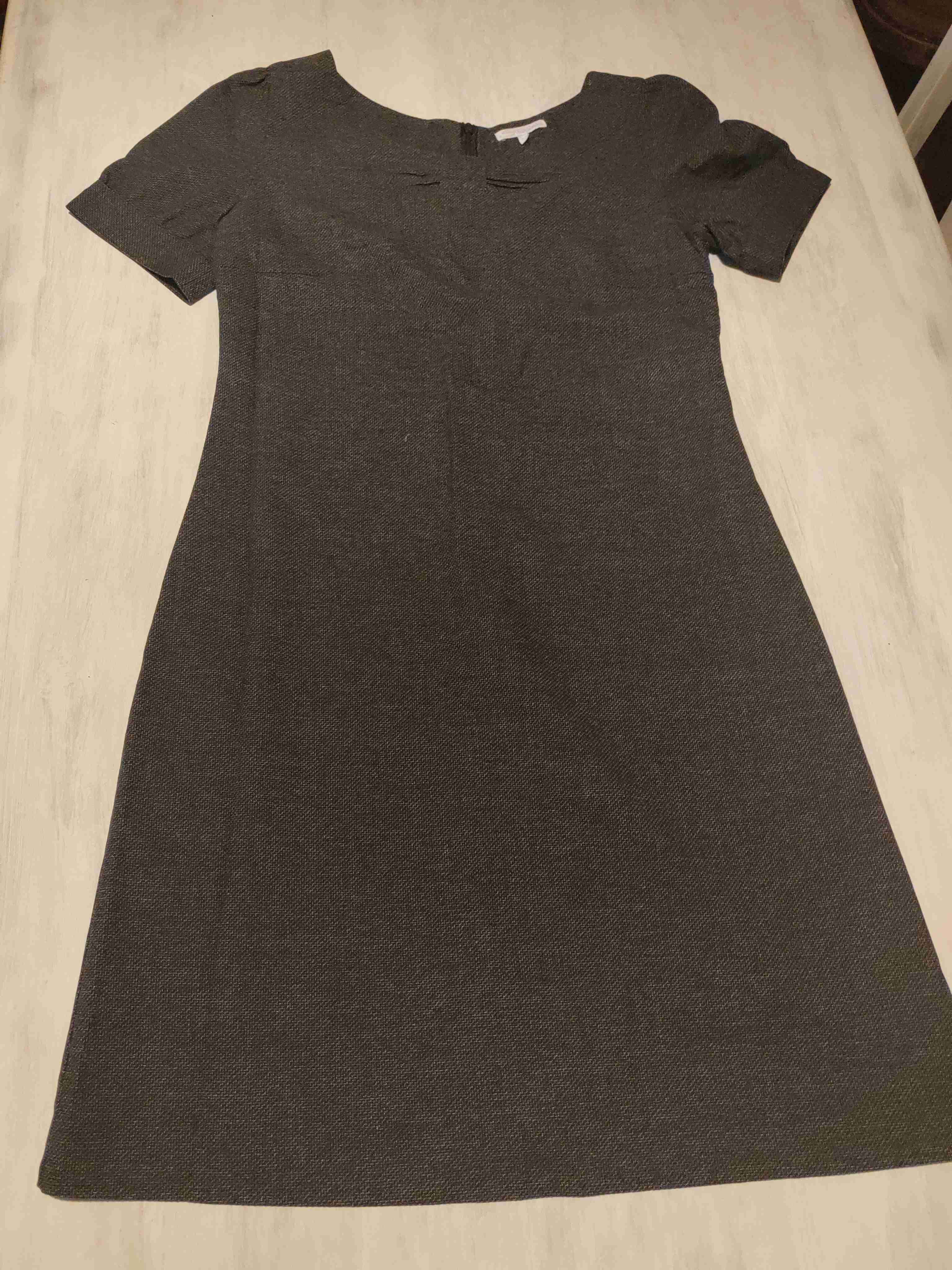 Vestido gris elegante