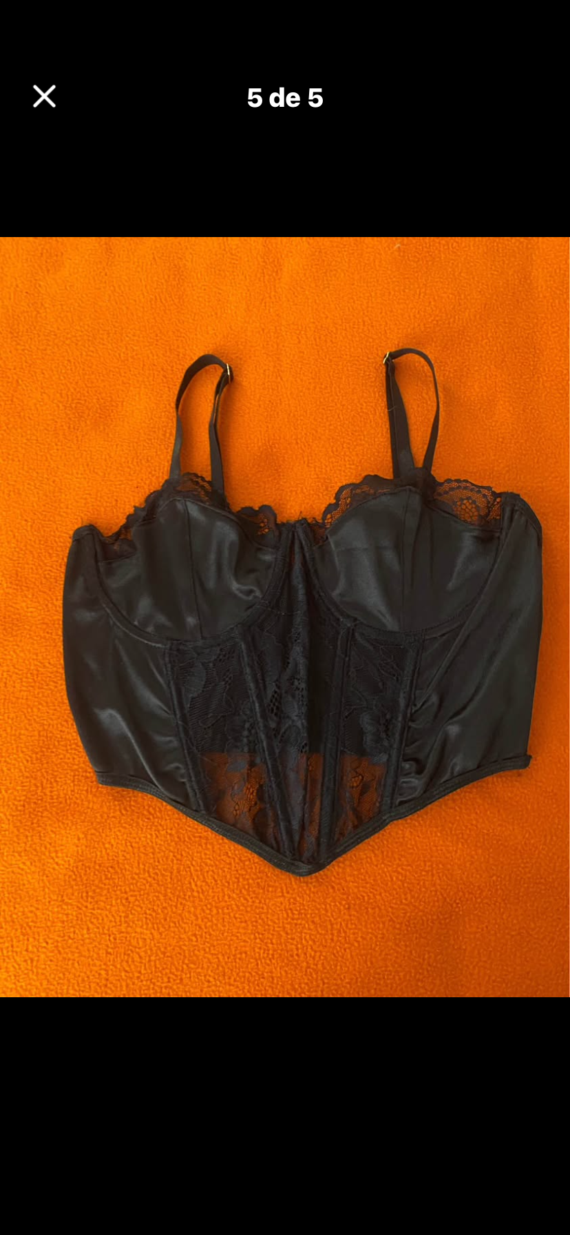 Crops negro transparencia y top dorado talla s