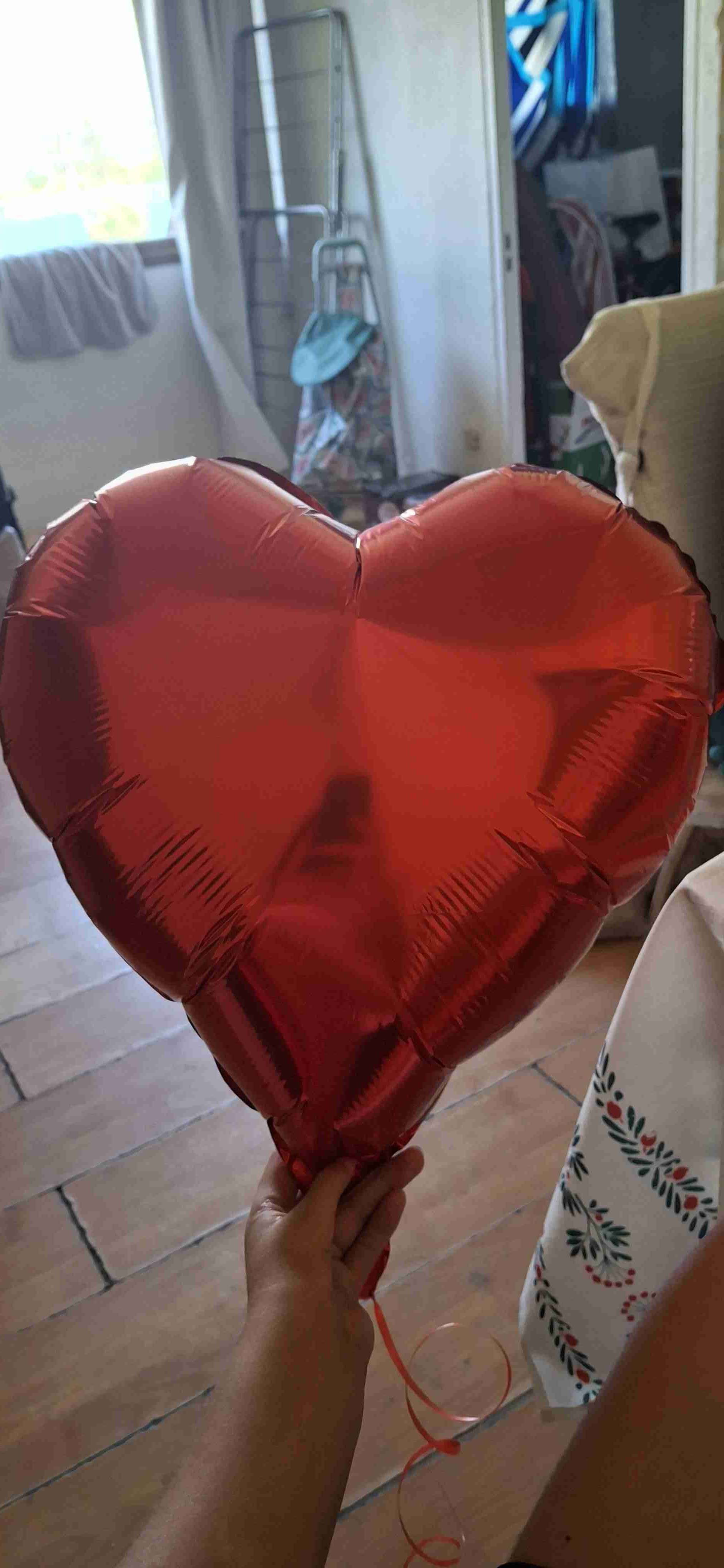 Globo metálico corazón rojo