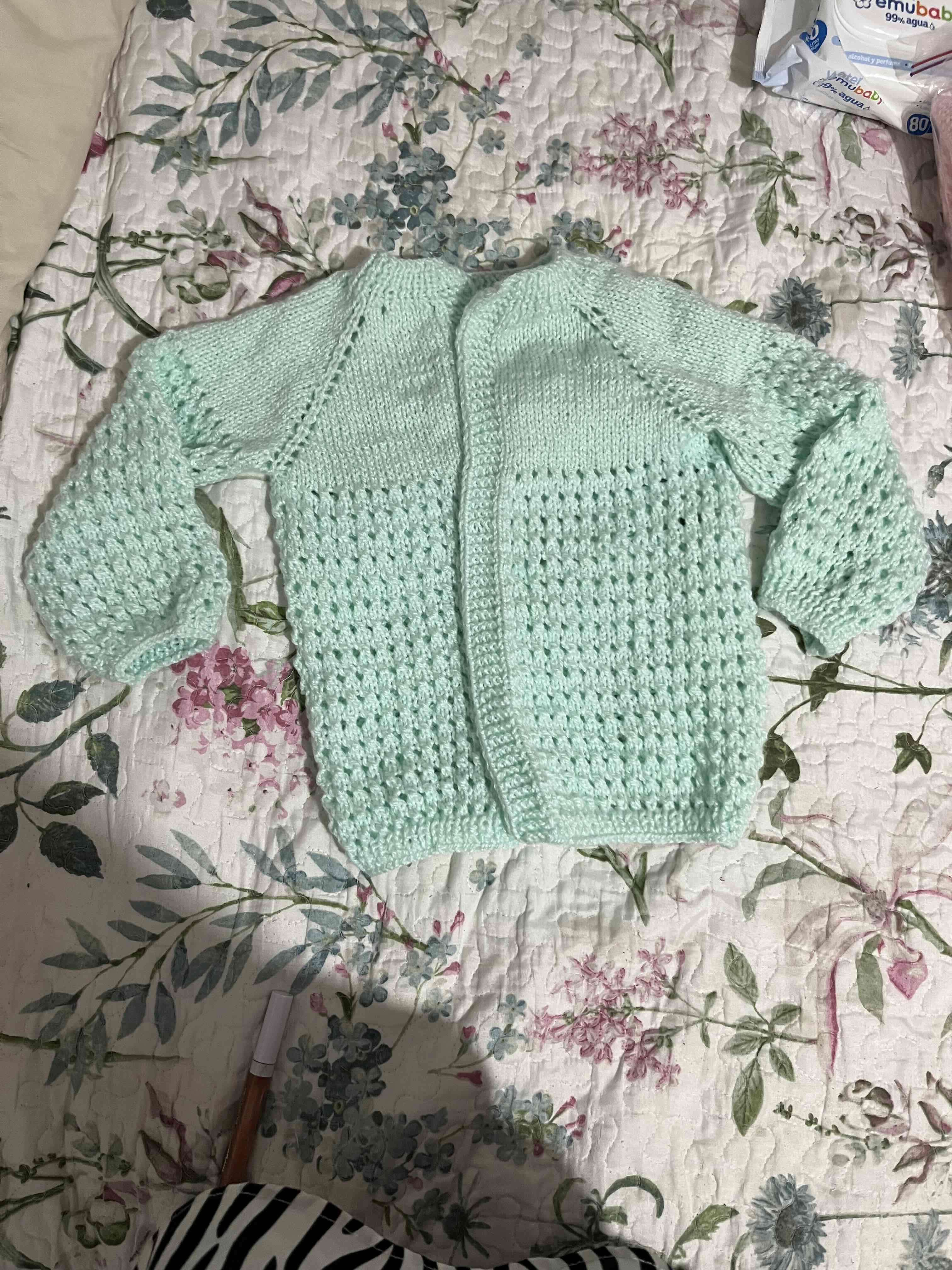 Chalecos tejidas para bebé - miniatura 2