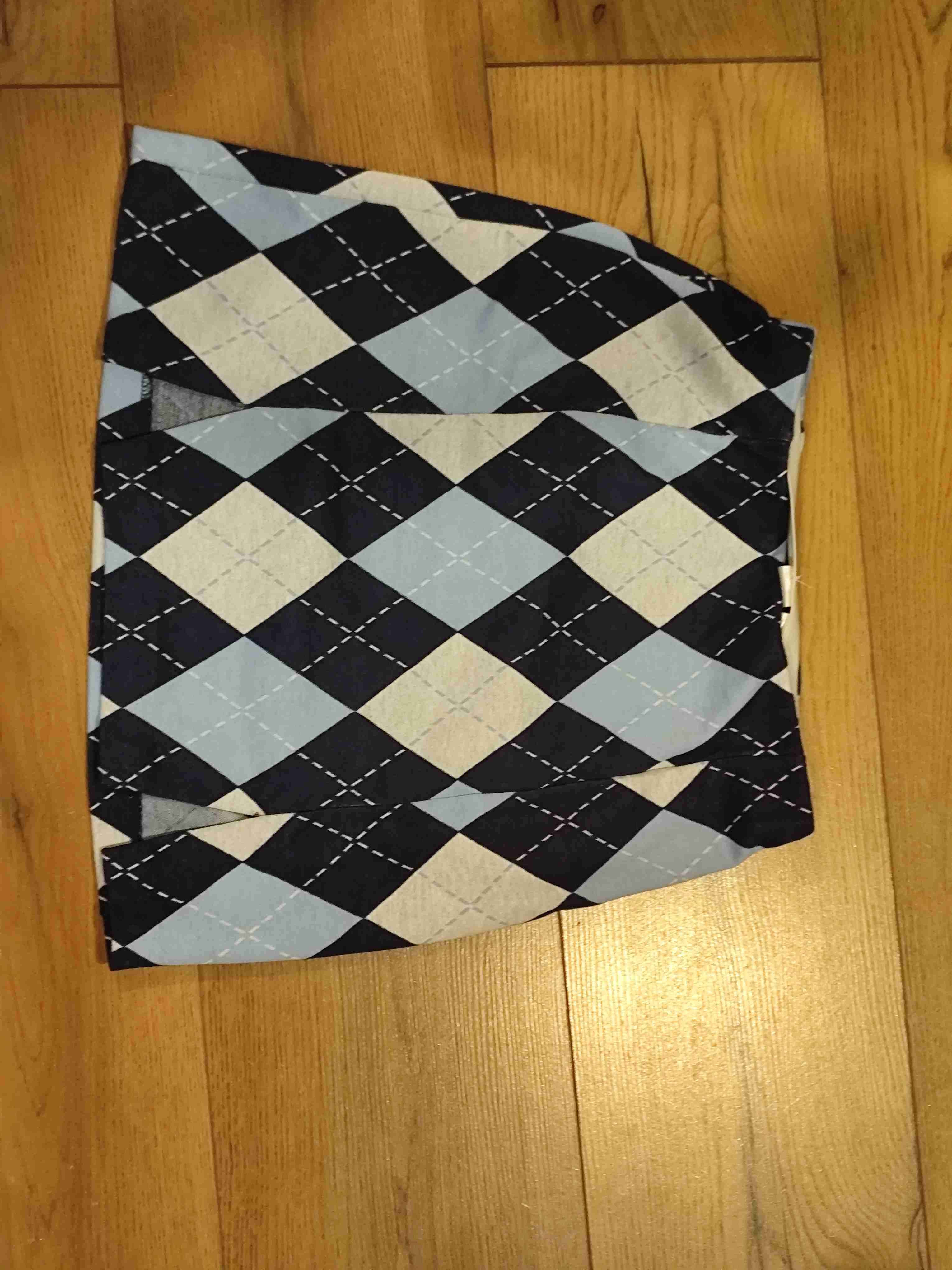 Falda corta de cuadros azul