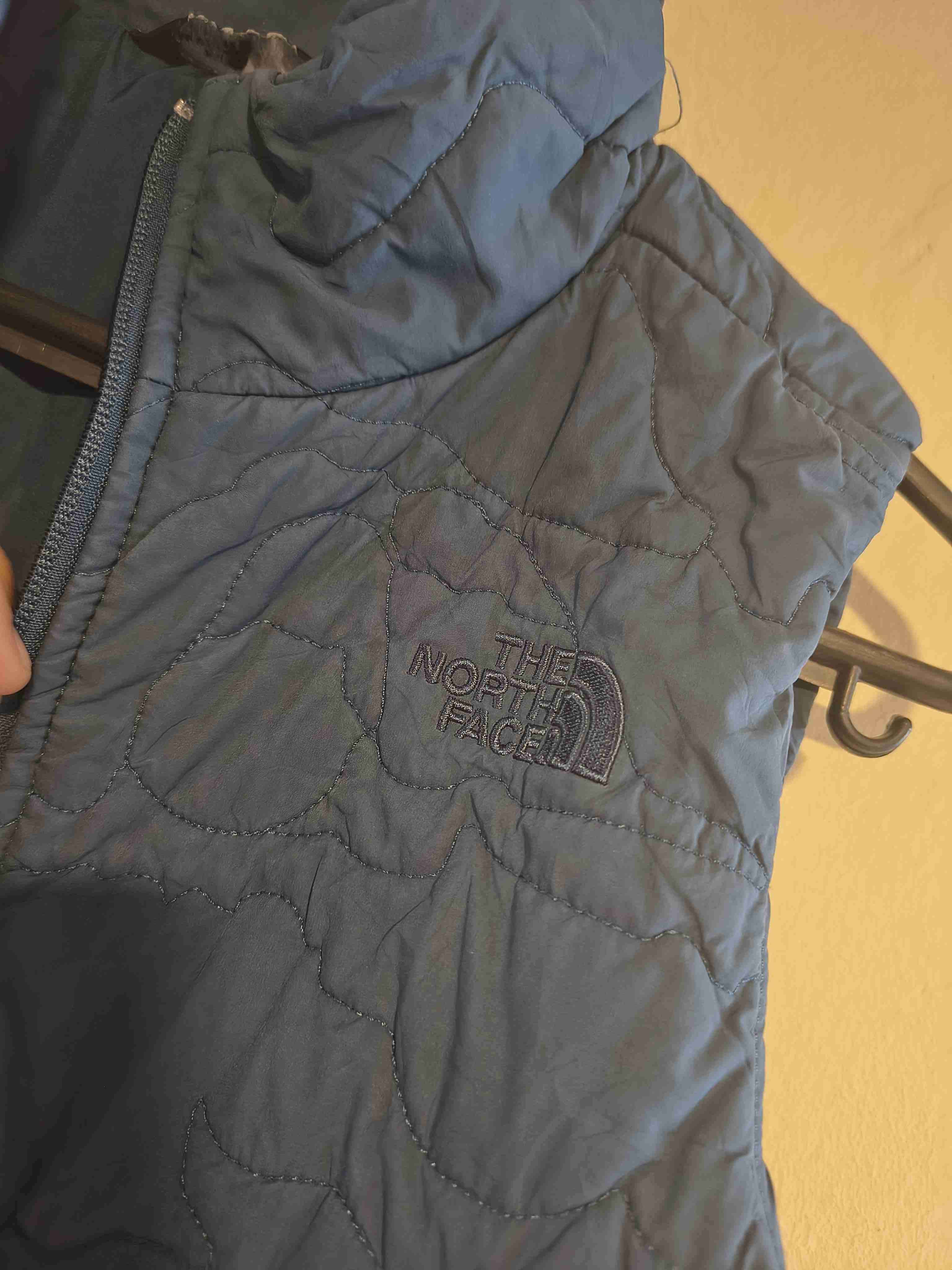 Chaqueta sin mangas zul North Face - miniatura 2