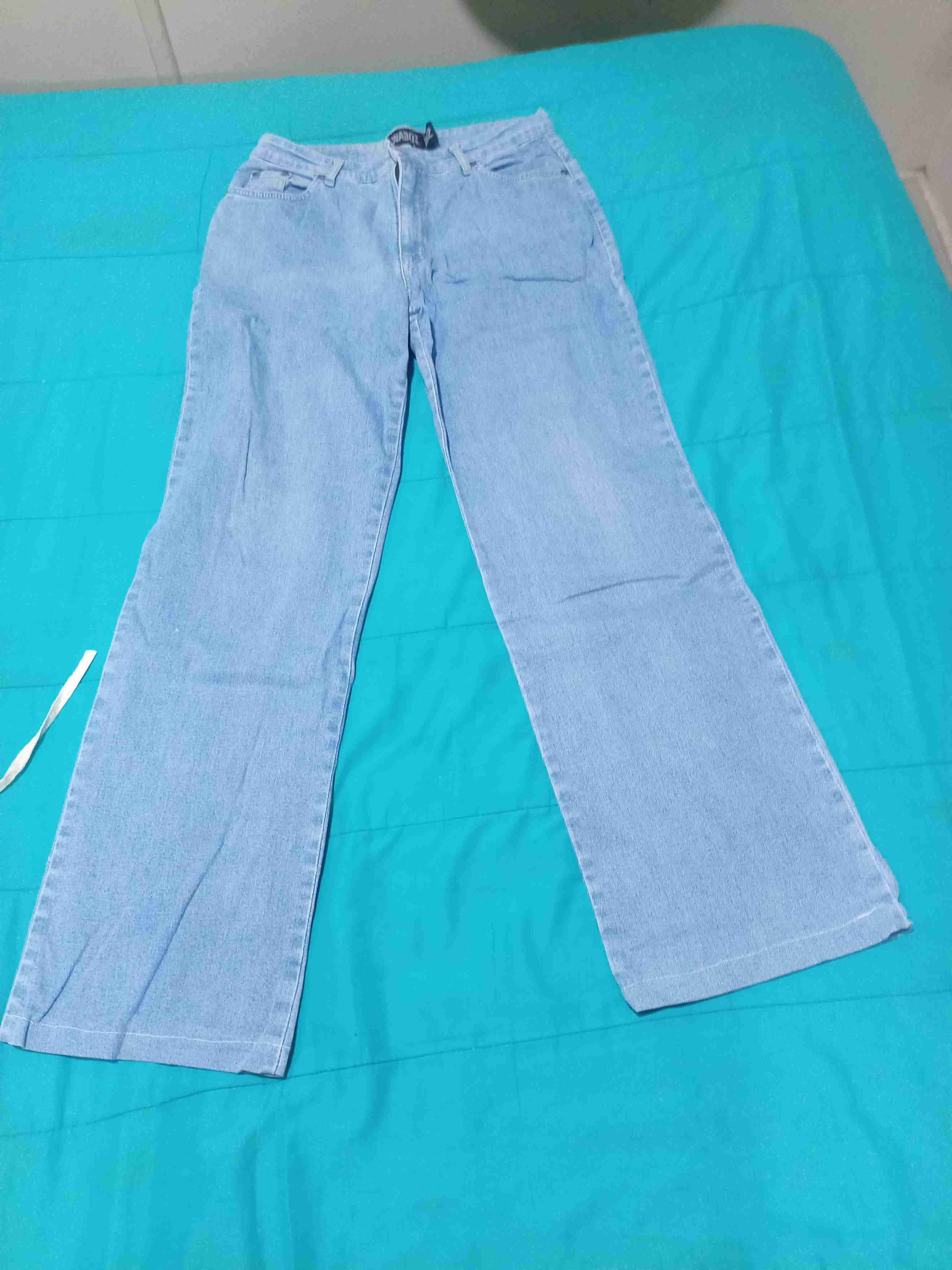 Jeans azul claro mujer