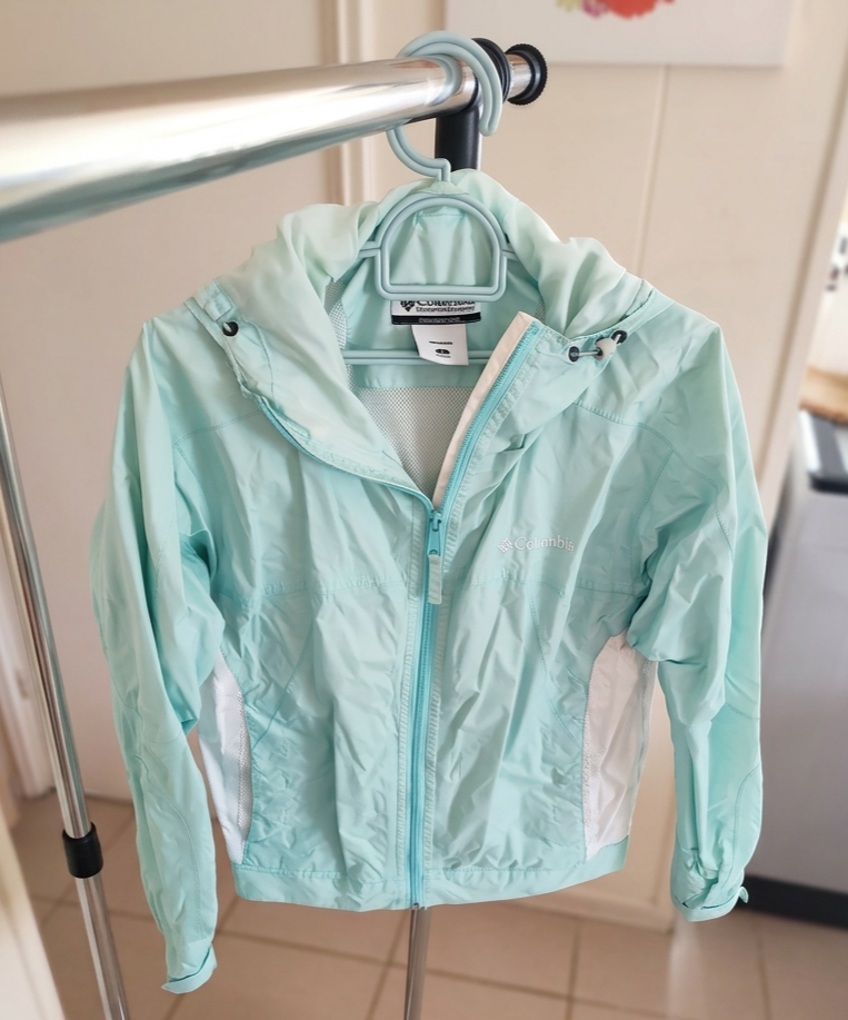 Chaqueta Columbia aqua liviana