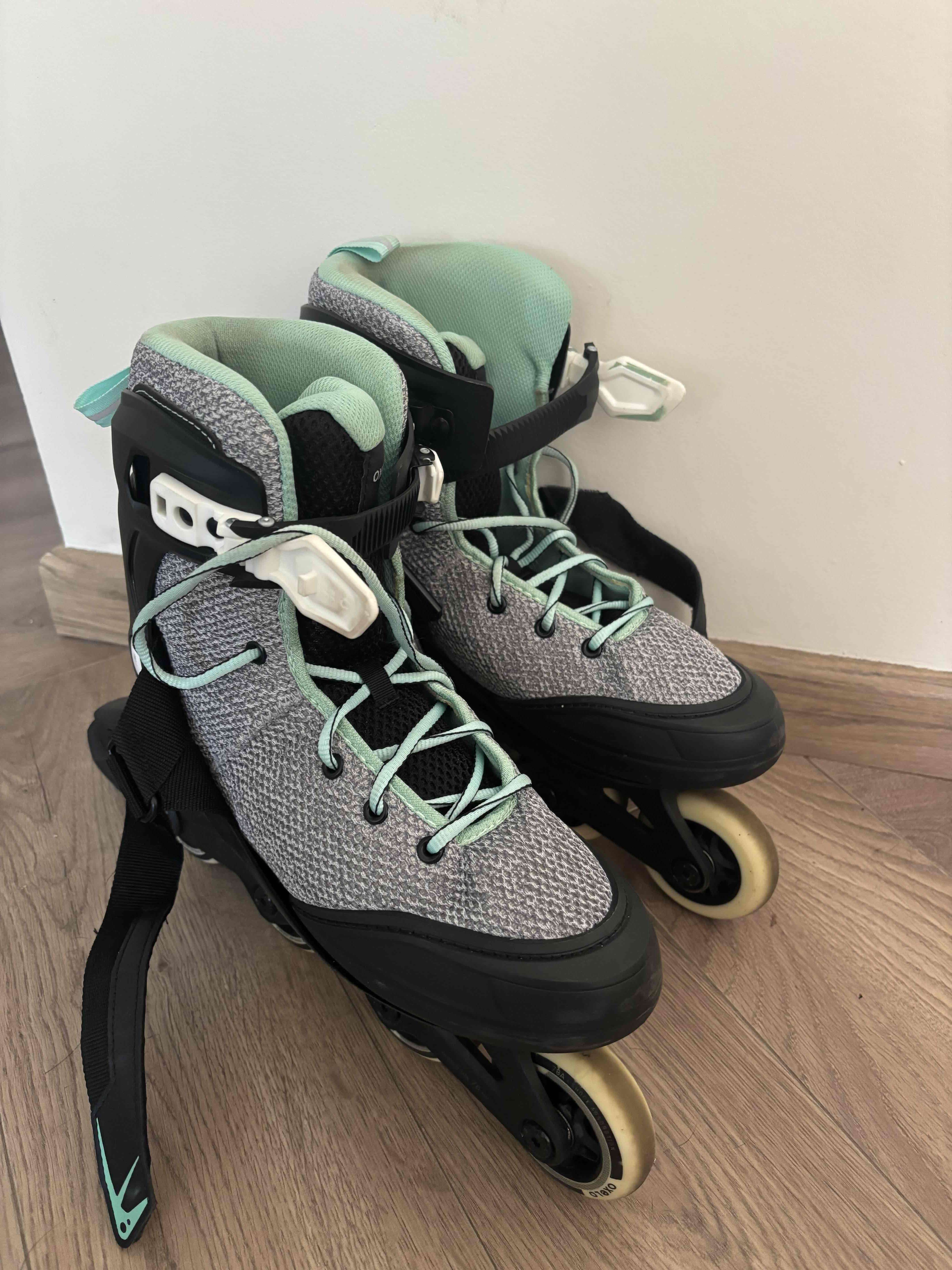 Patines en línea gris con verde