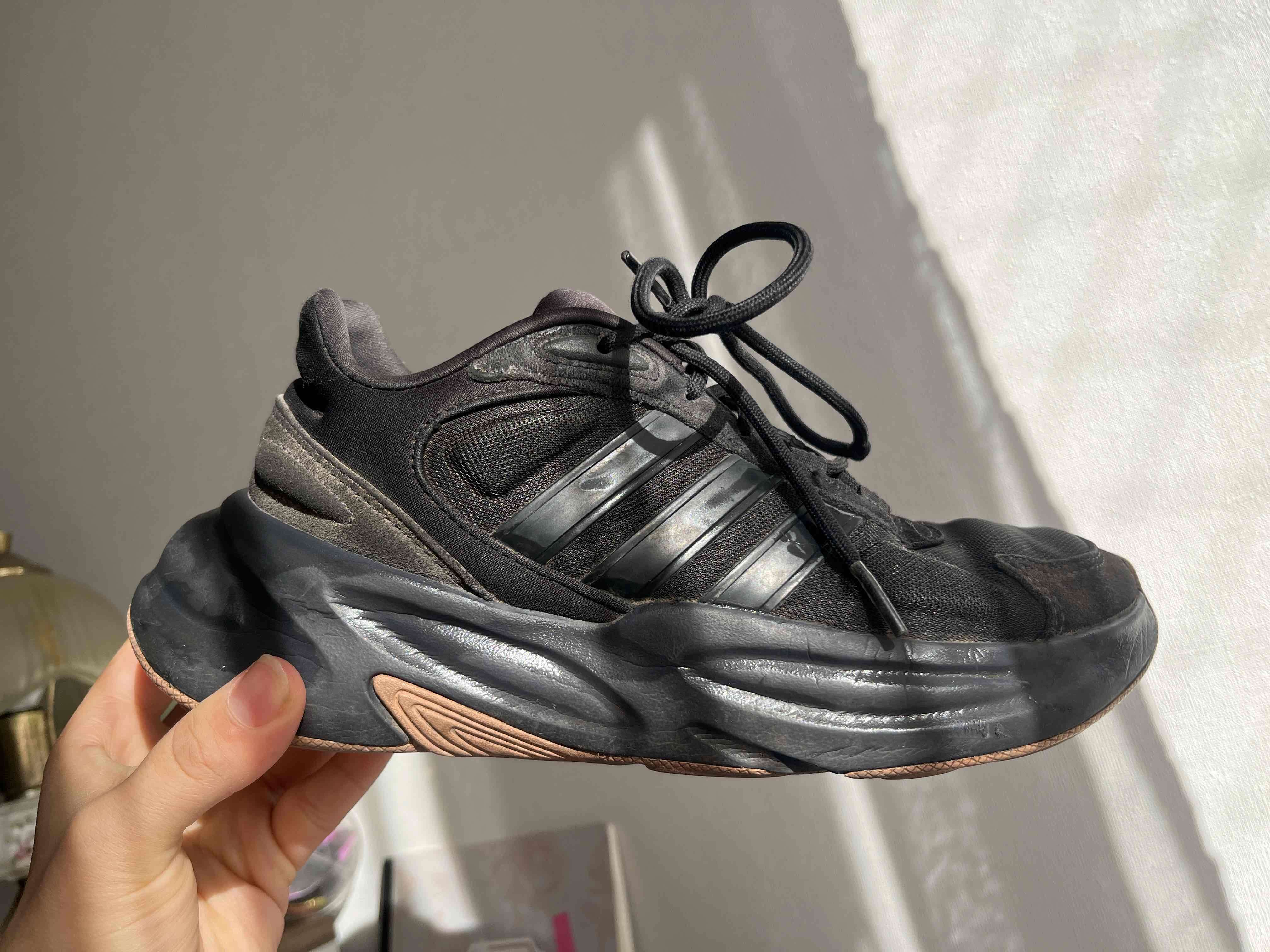 Zapatilla Adidas