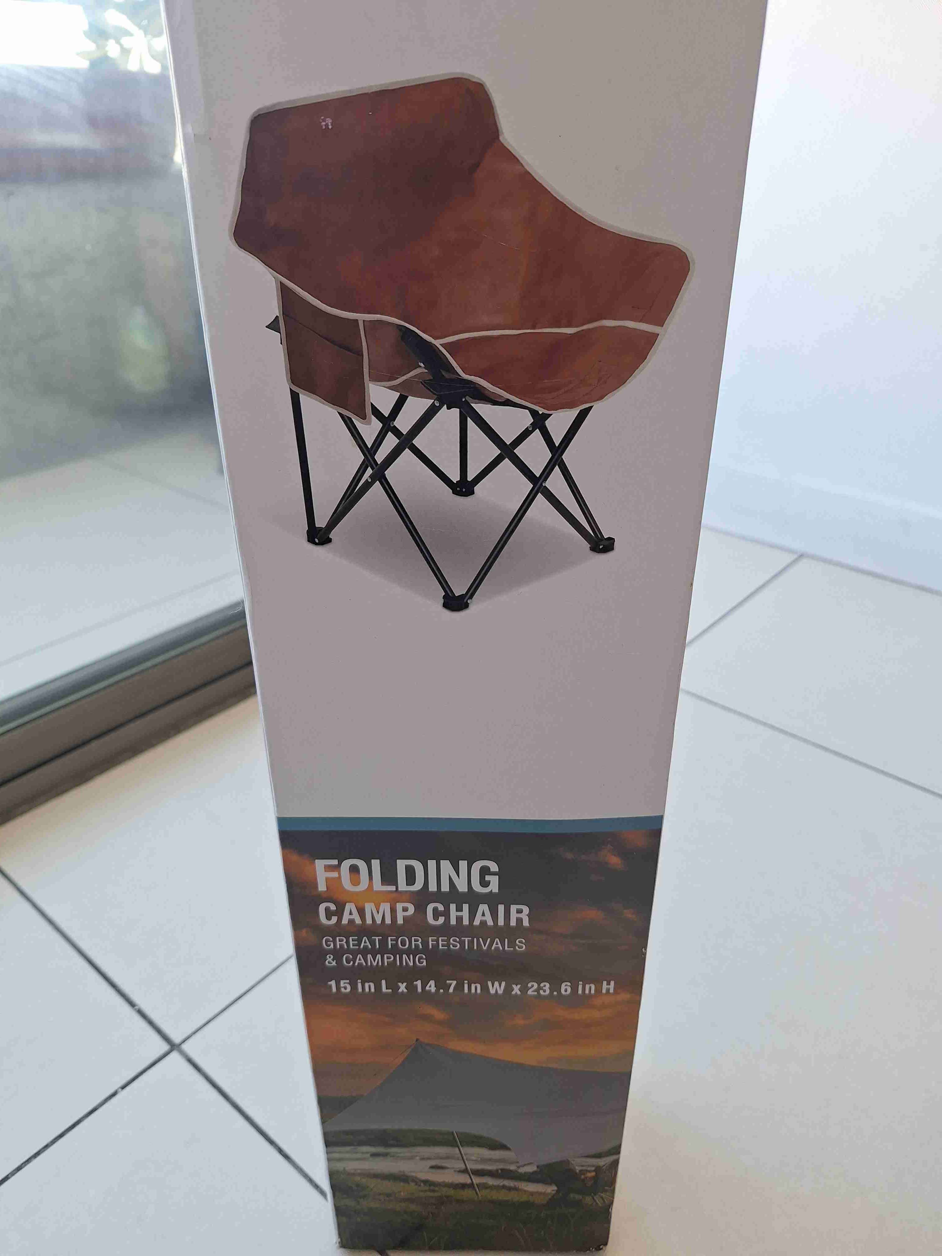 Silla plegable de campamento marrón