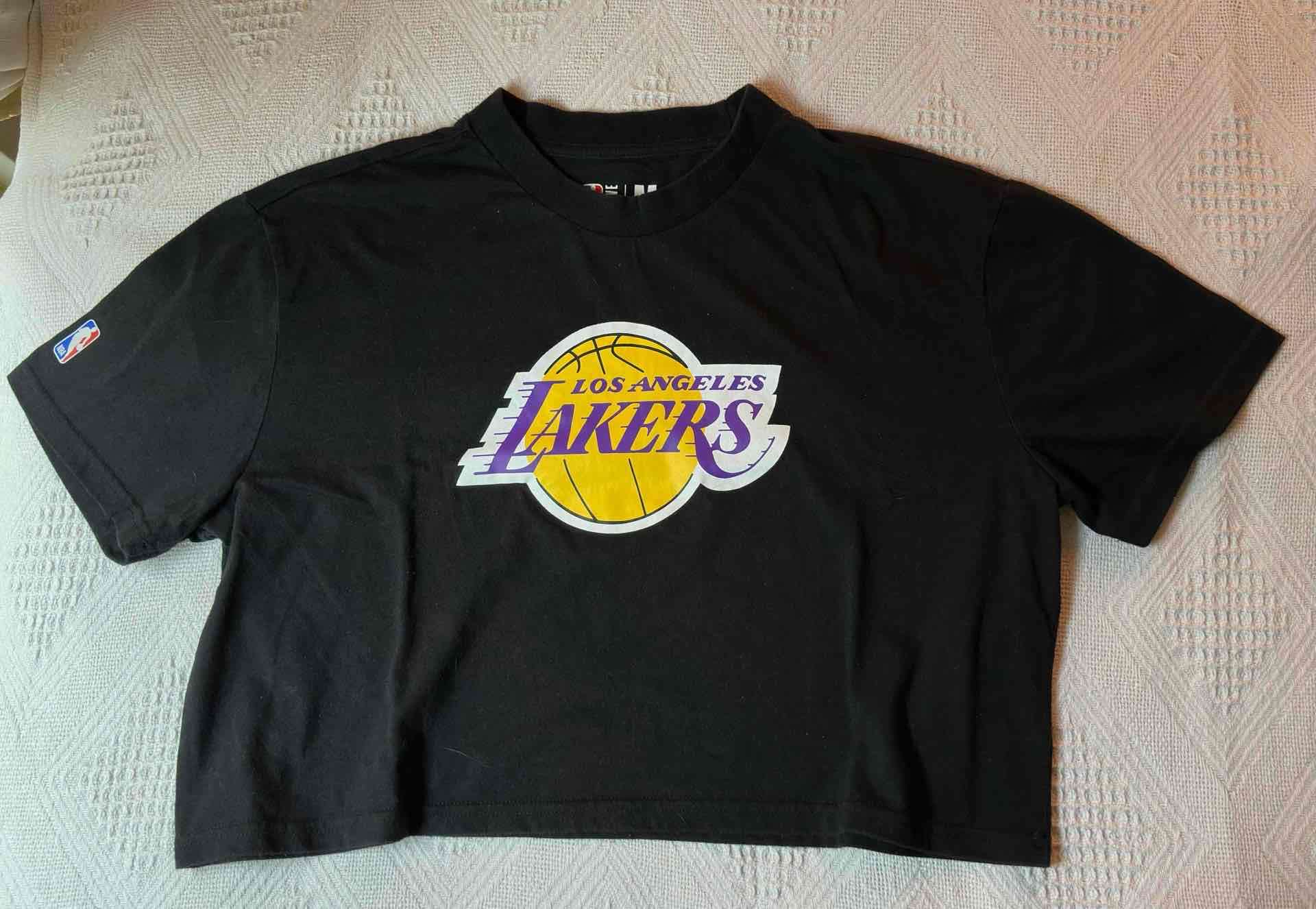 Polera negra Lakers NBA