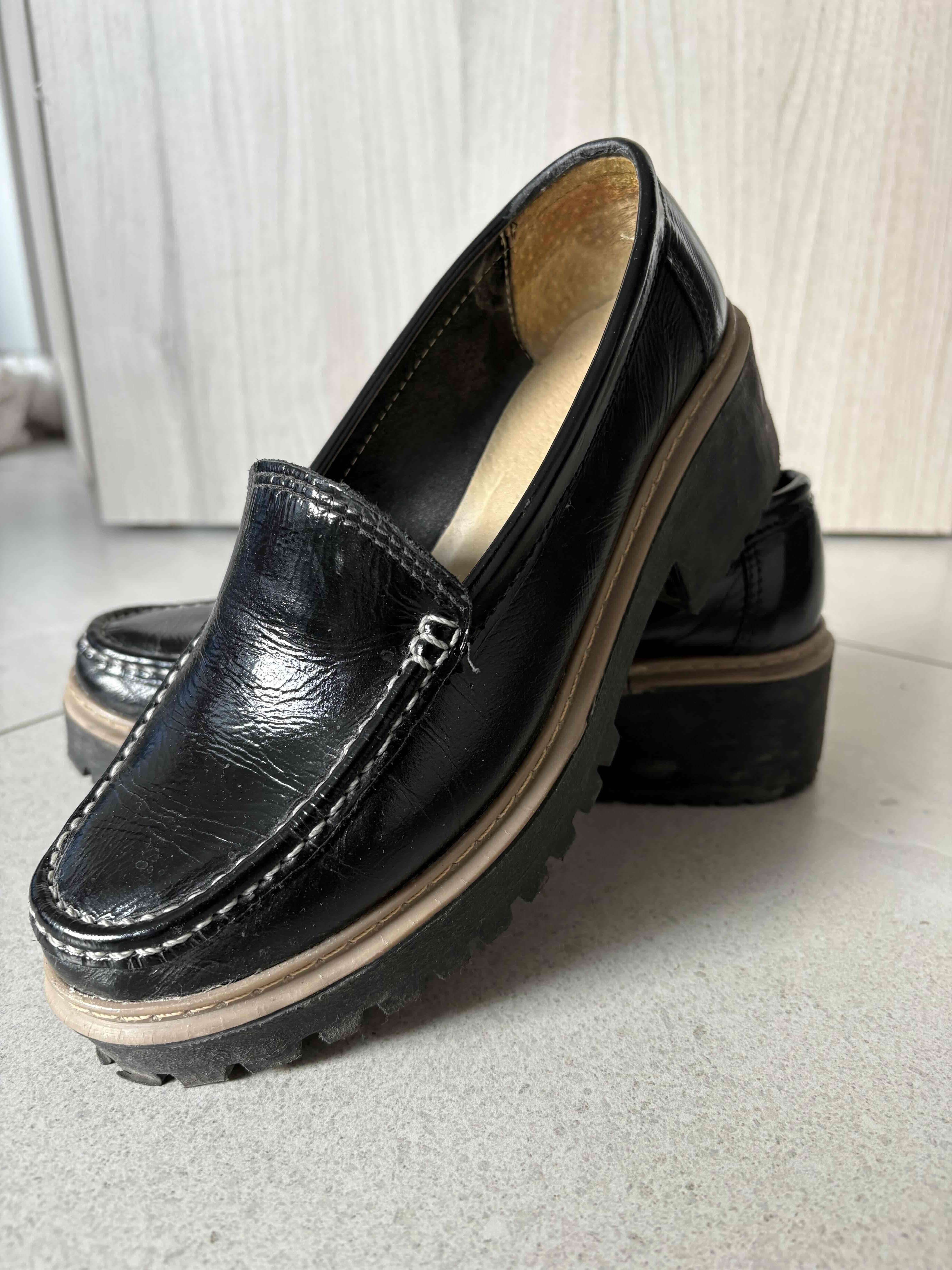 Zapatos de cuero mujer