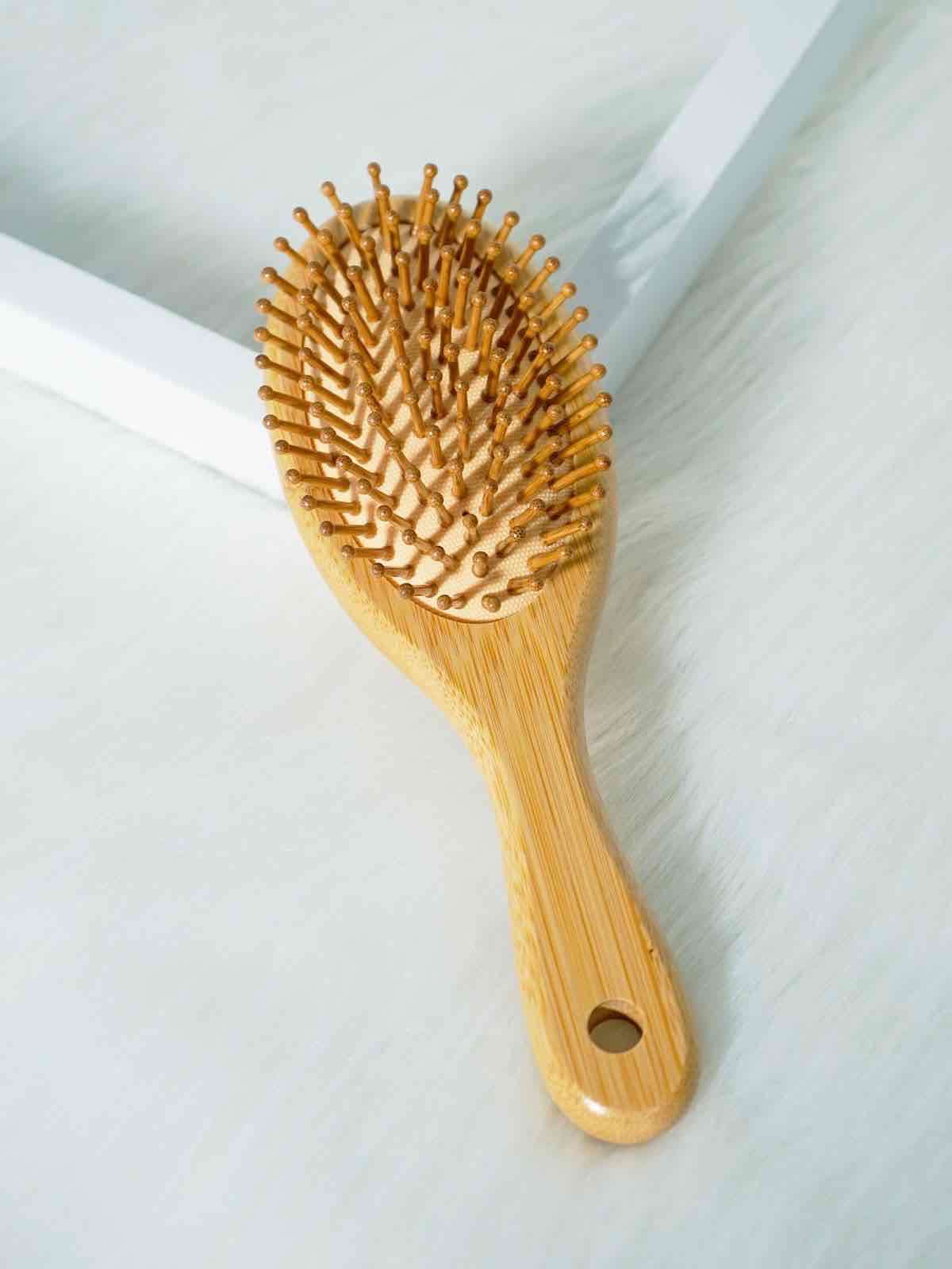 Cepillo de madera natural