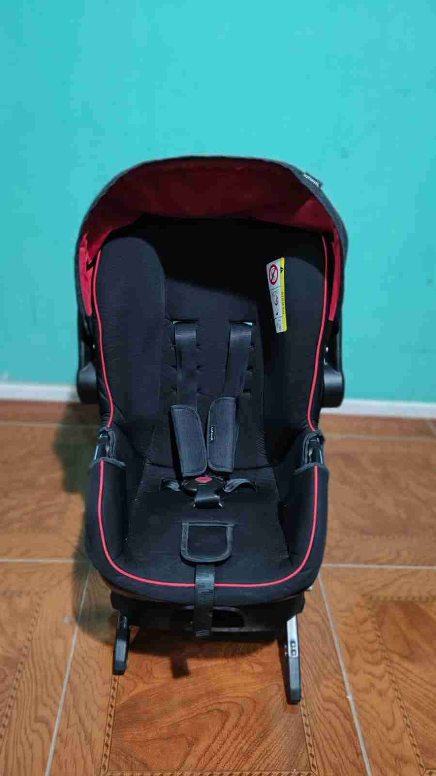 Silla de auto para bebé