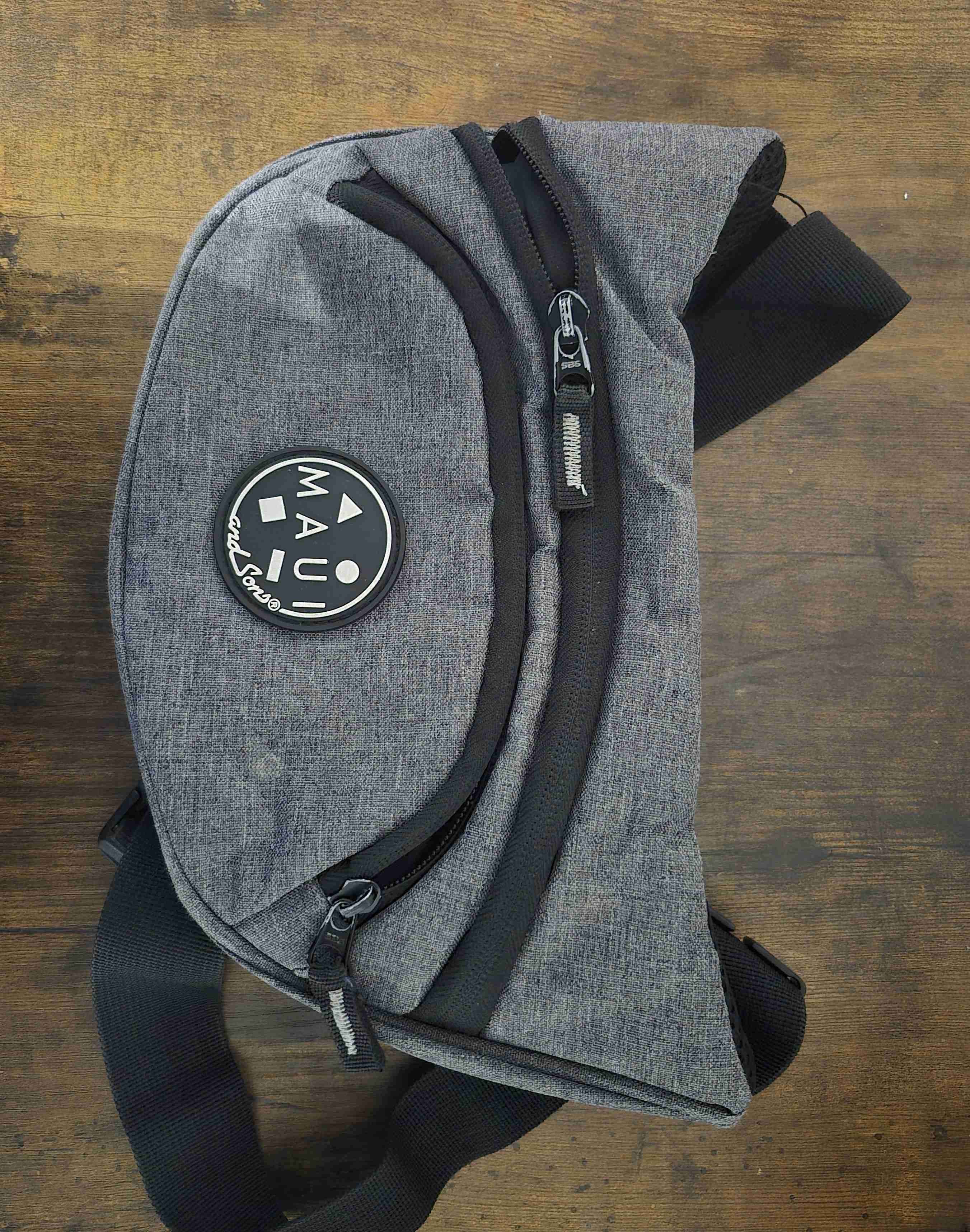 Banano gris Maui and Sons