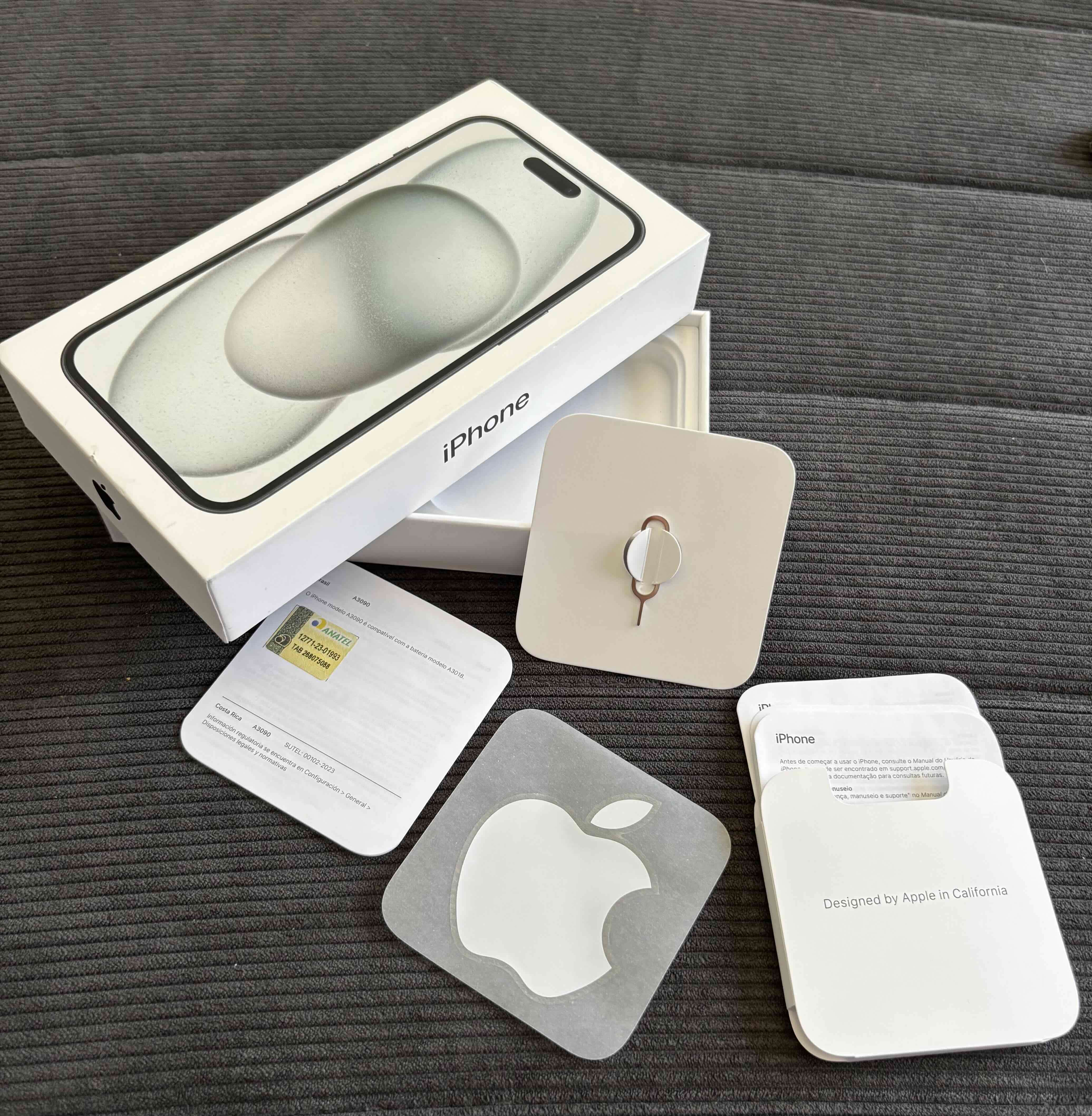 iPhone 15 - miniatura 1