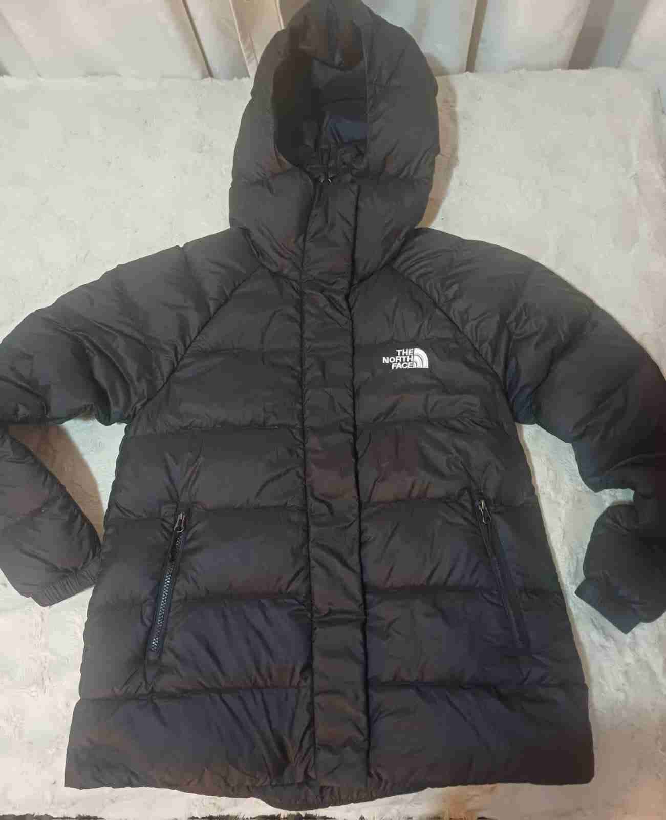 Parka de mujer negra con capucha - miniatura 1