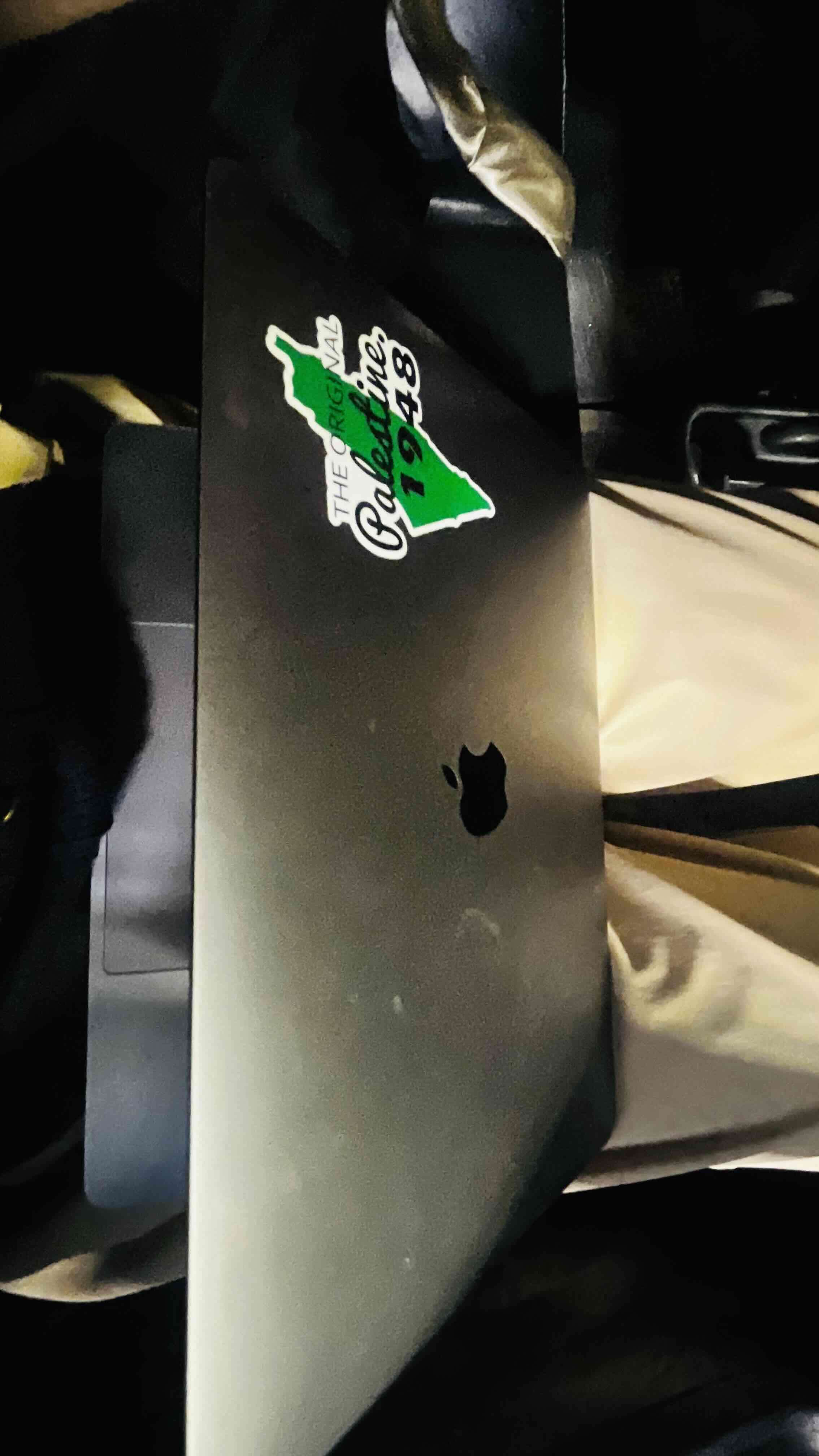 MacBook Pro usado perfecto funcionamiento - miniatura 2