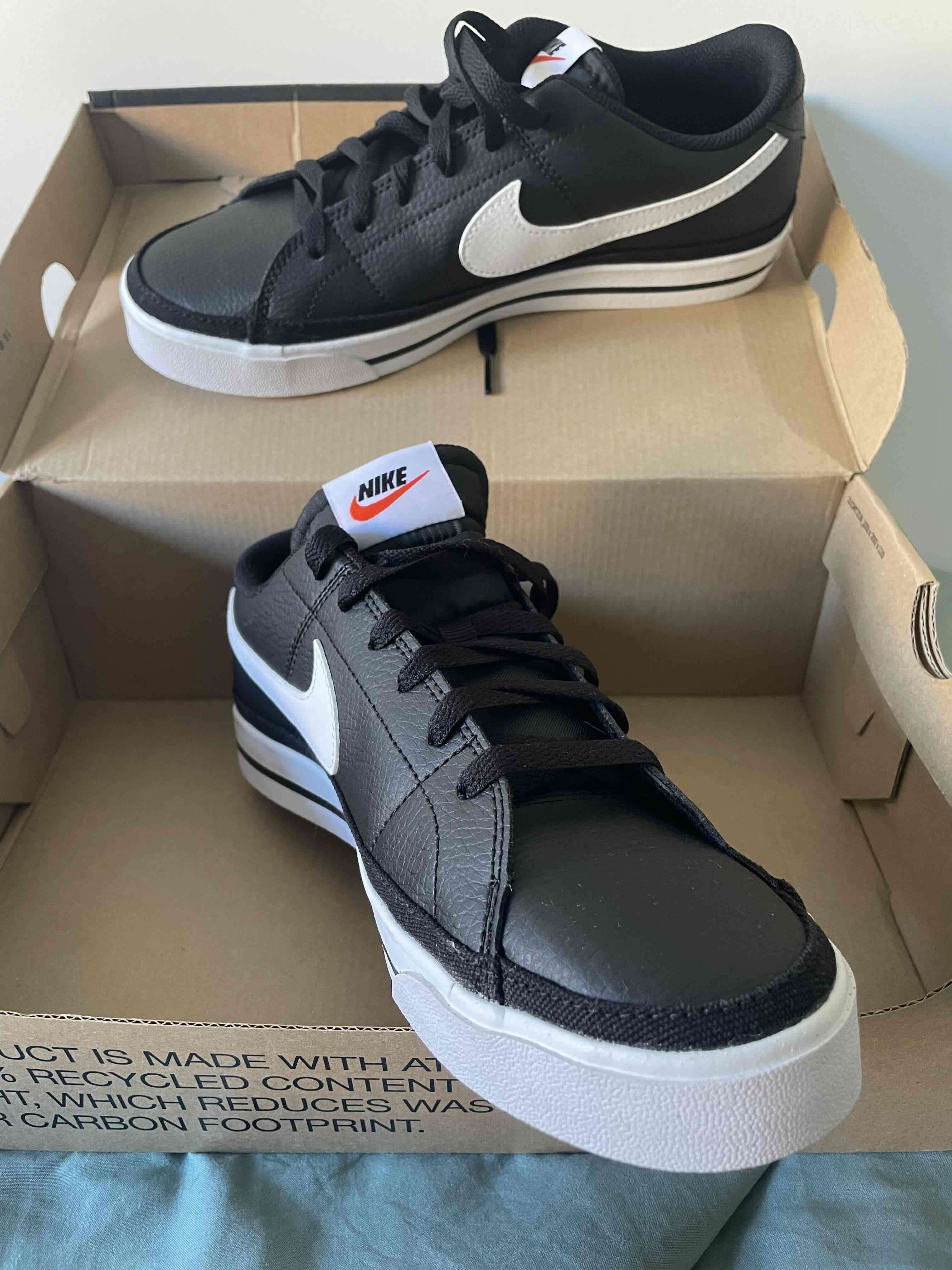 Zapatillas Nike negras nuevas