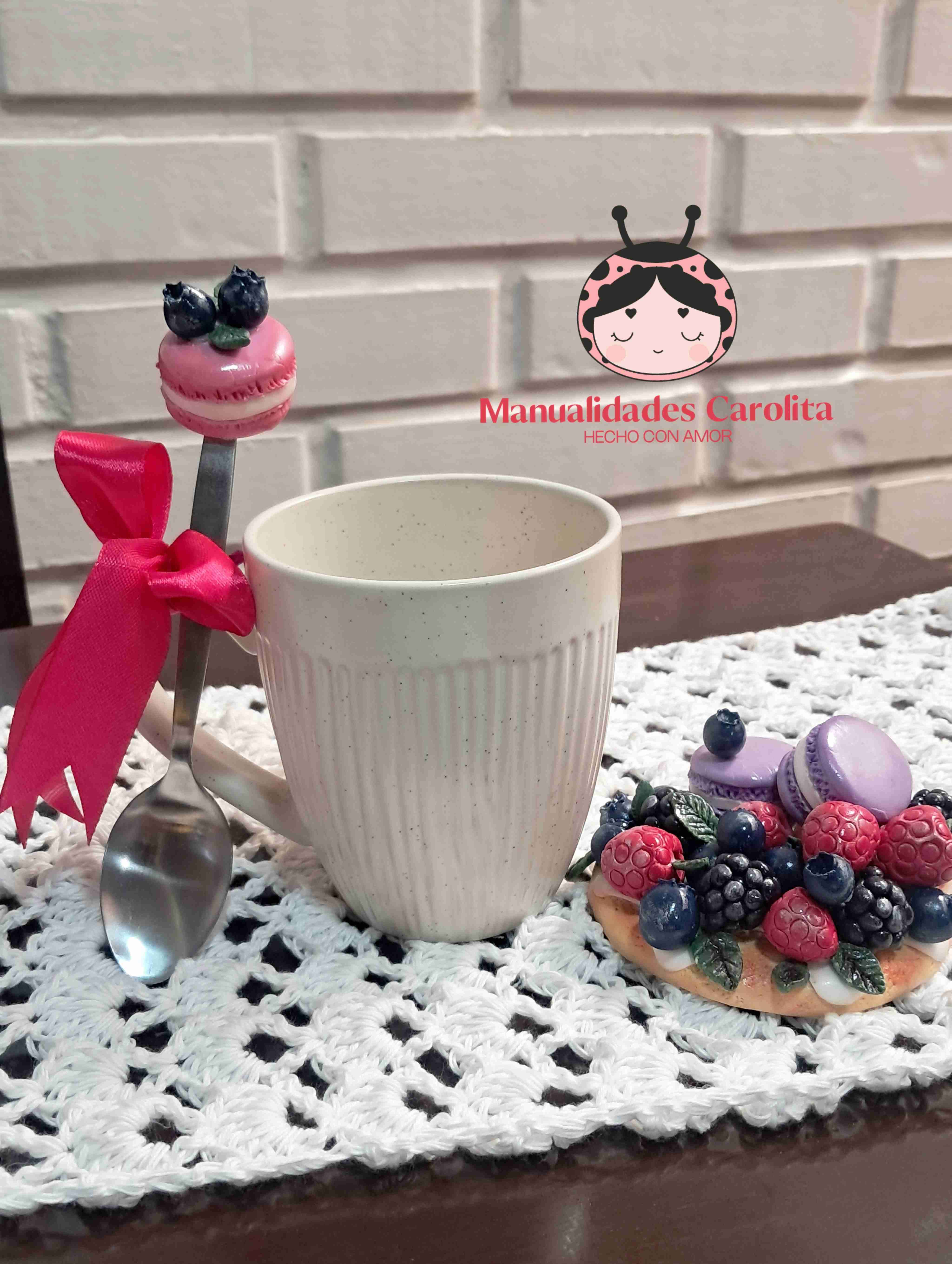 Taza decorativa con frutas artificiales - miniatura 2