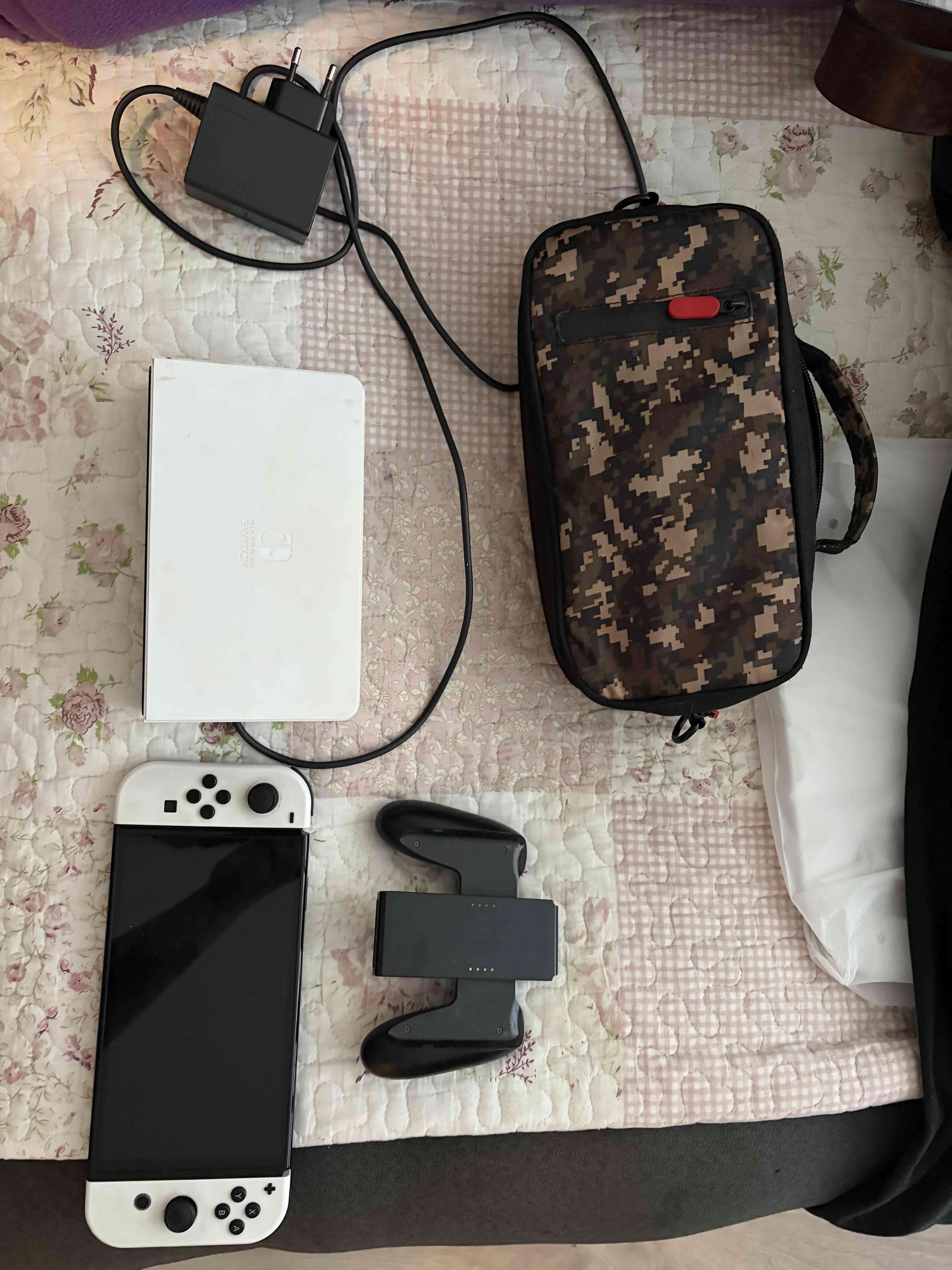 Nintendo switch oled - miniatura 1