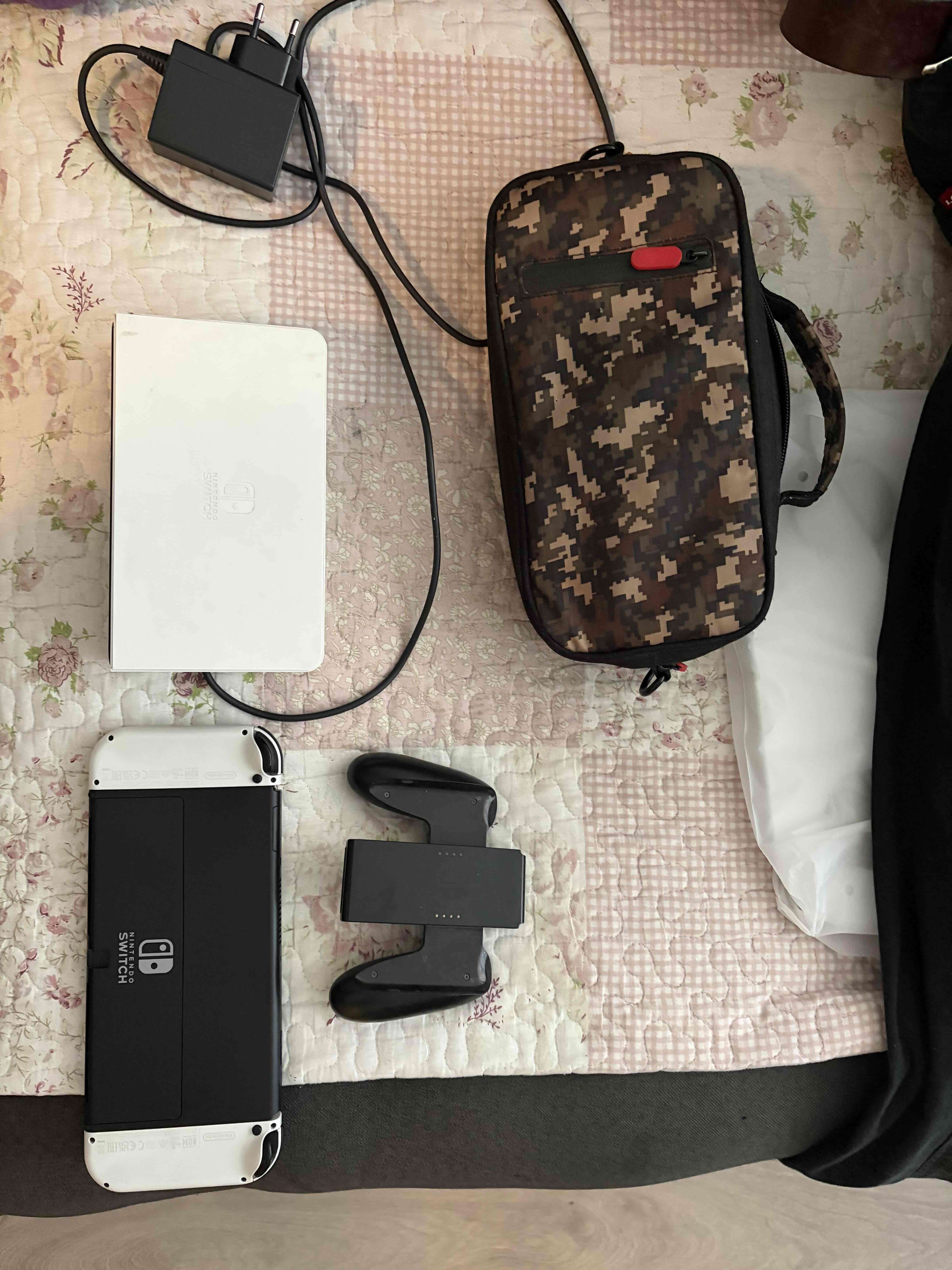 Nintendo switch oled - miniatura 2