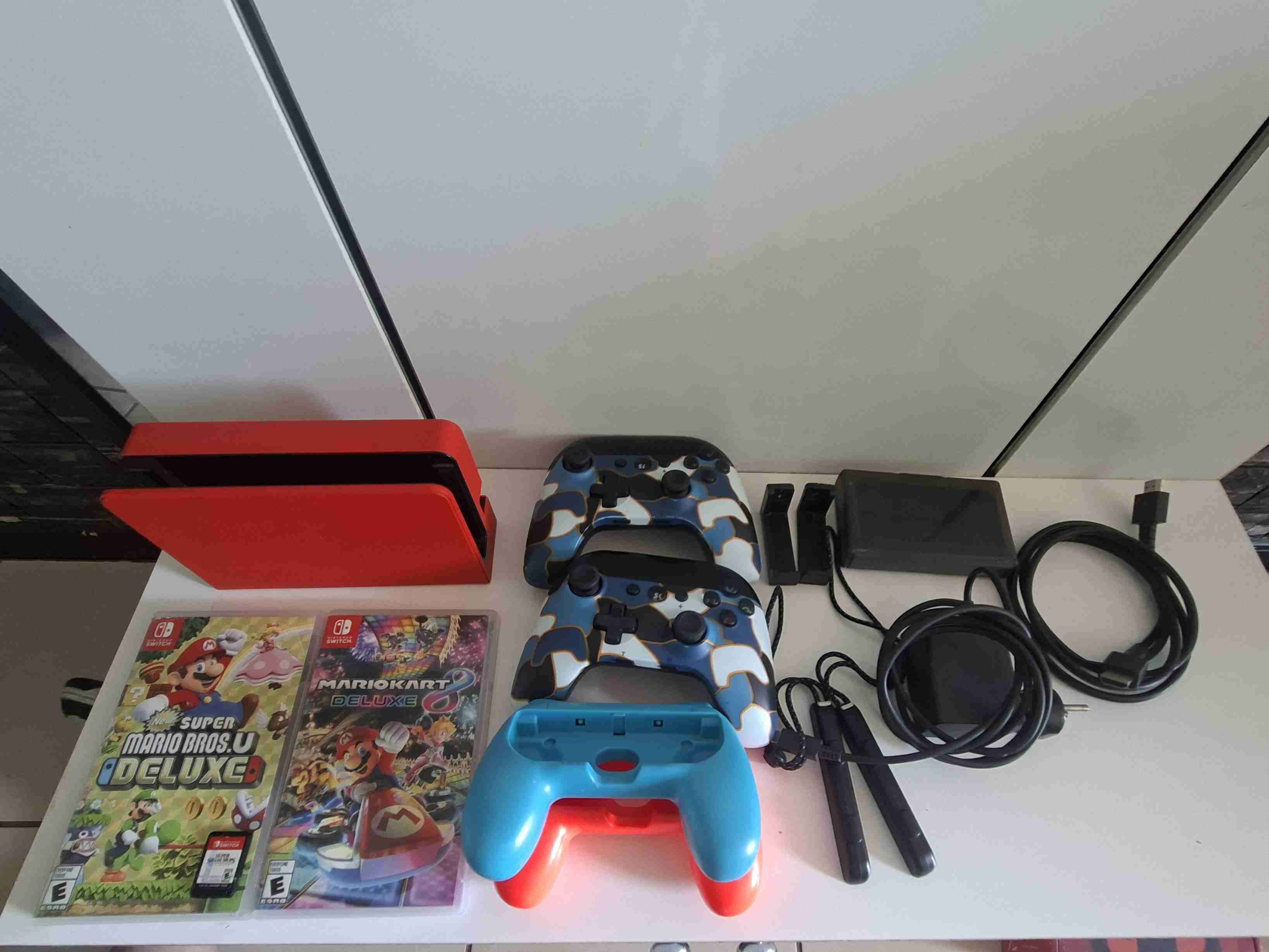 🎮 Nintendo Switch oled Mario Bros - miniatura 1