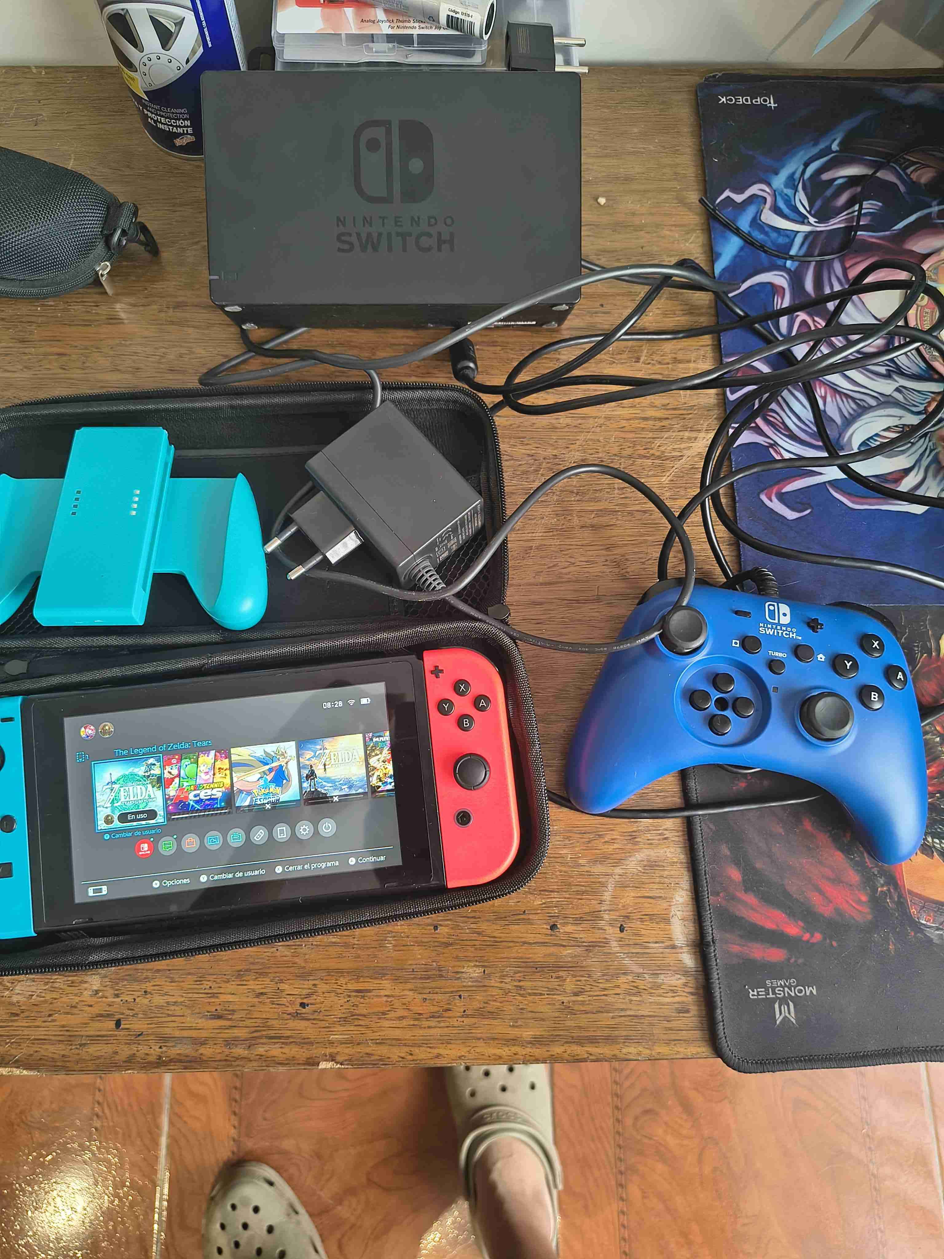 Consola Nintendo Switch con accesorios - miniatura 1