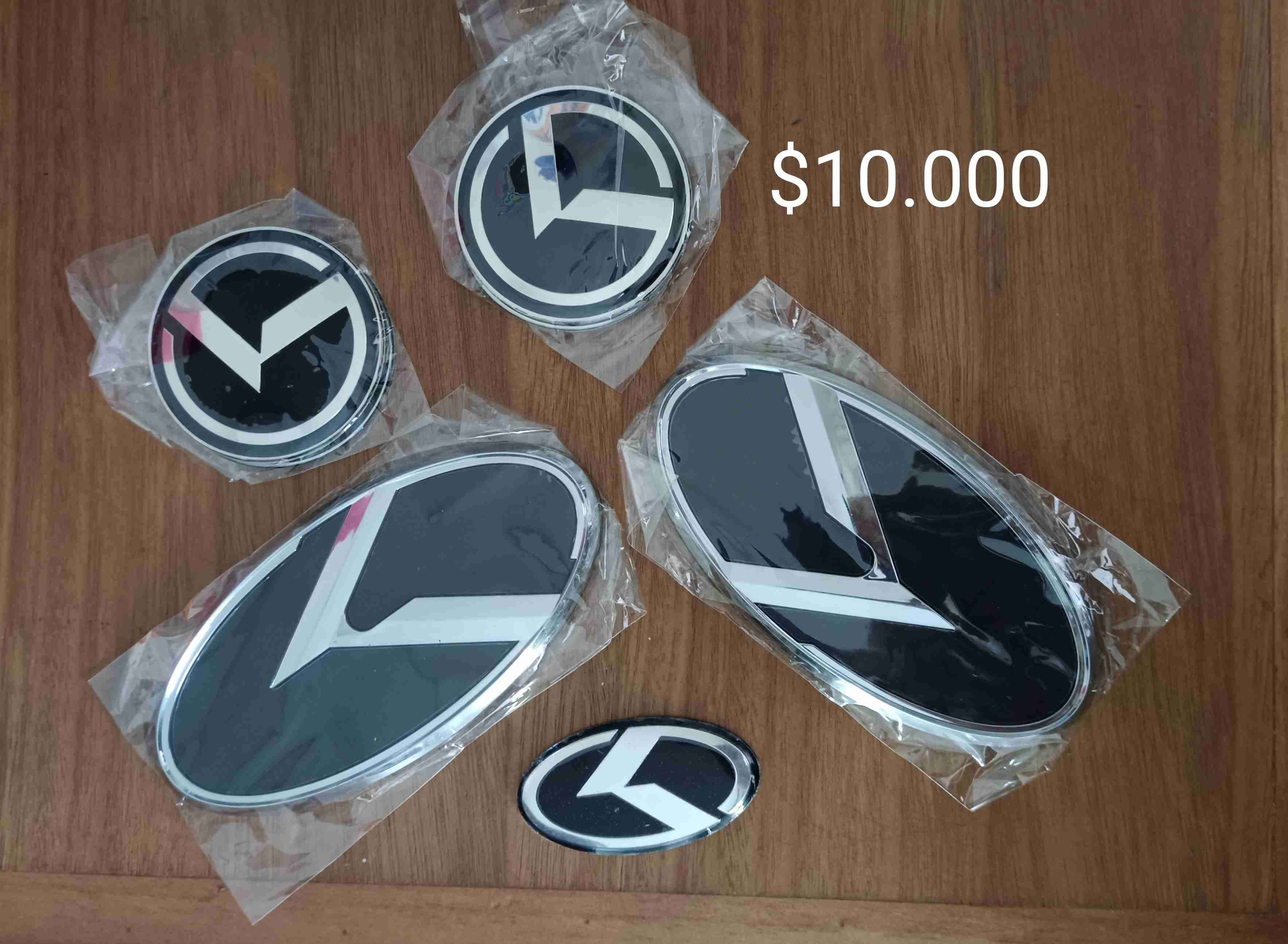 Set de emblemas de auto Kia Koreano
