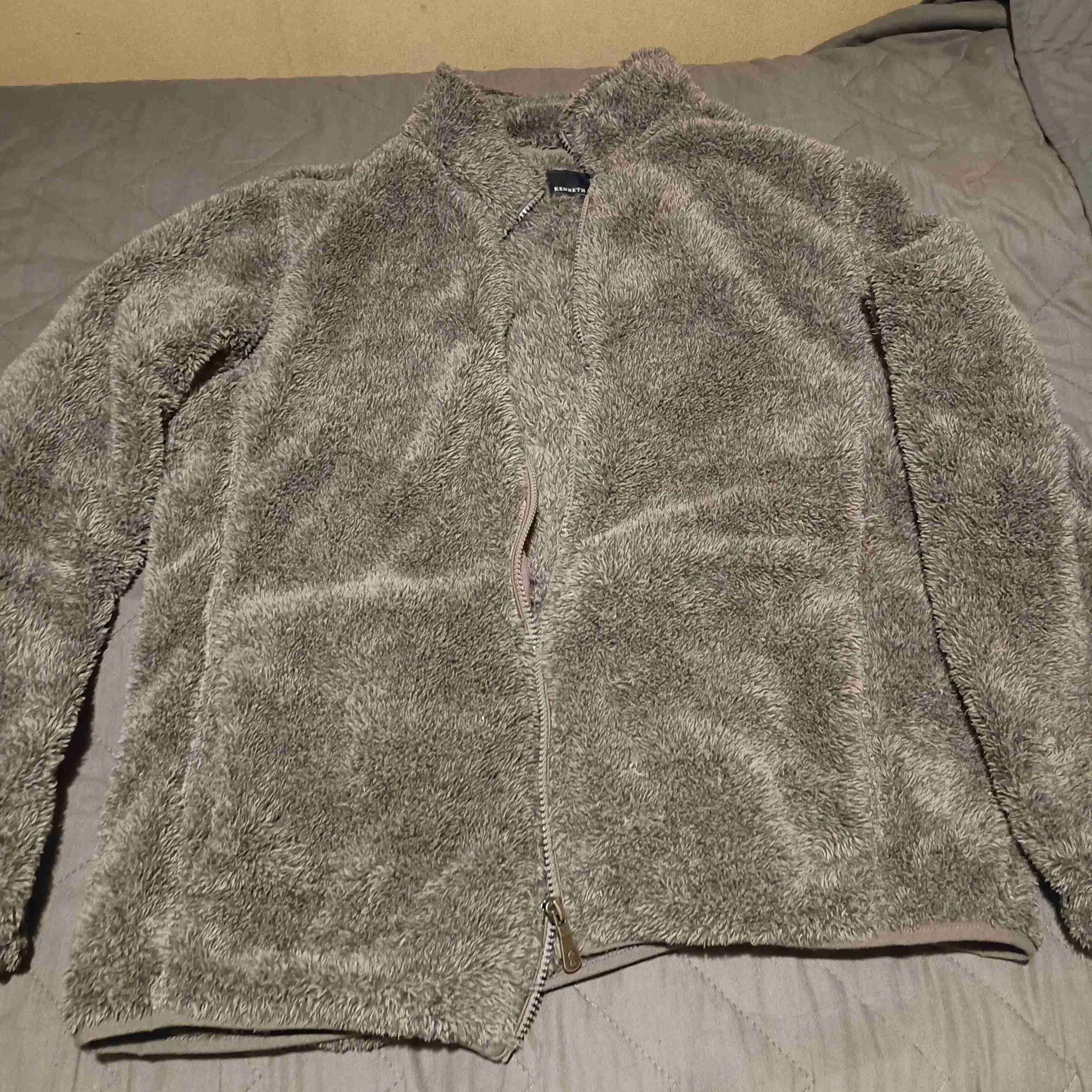 polar gris con cierre