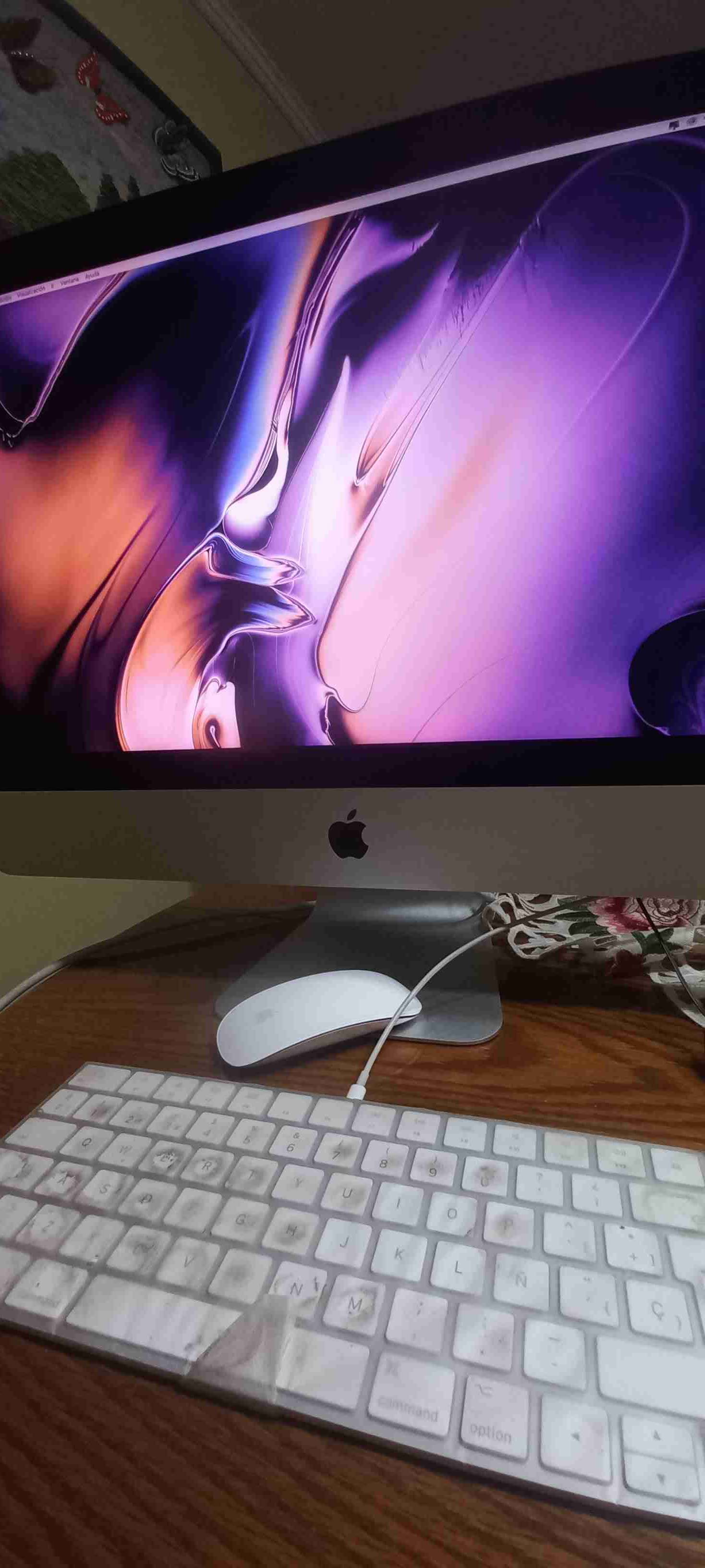 Computador de escritorio widescreen - miniatura 6